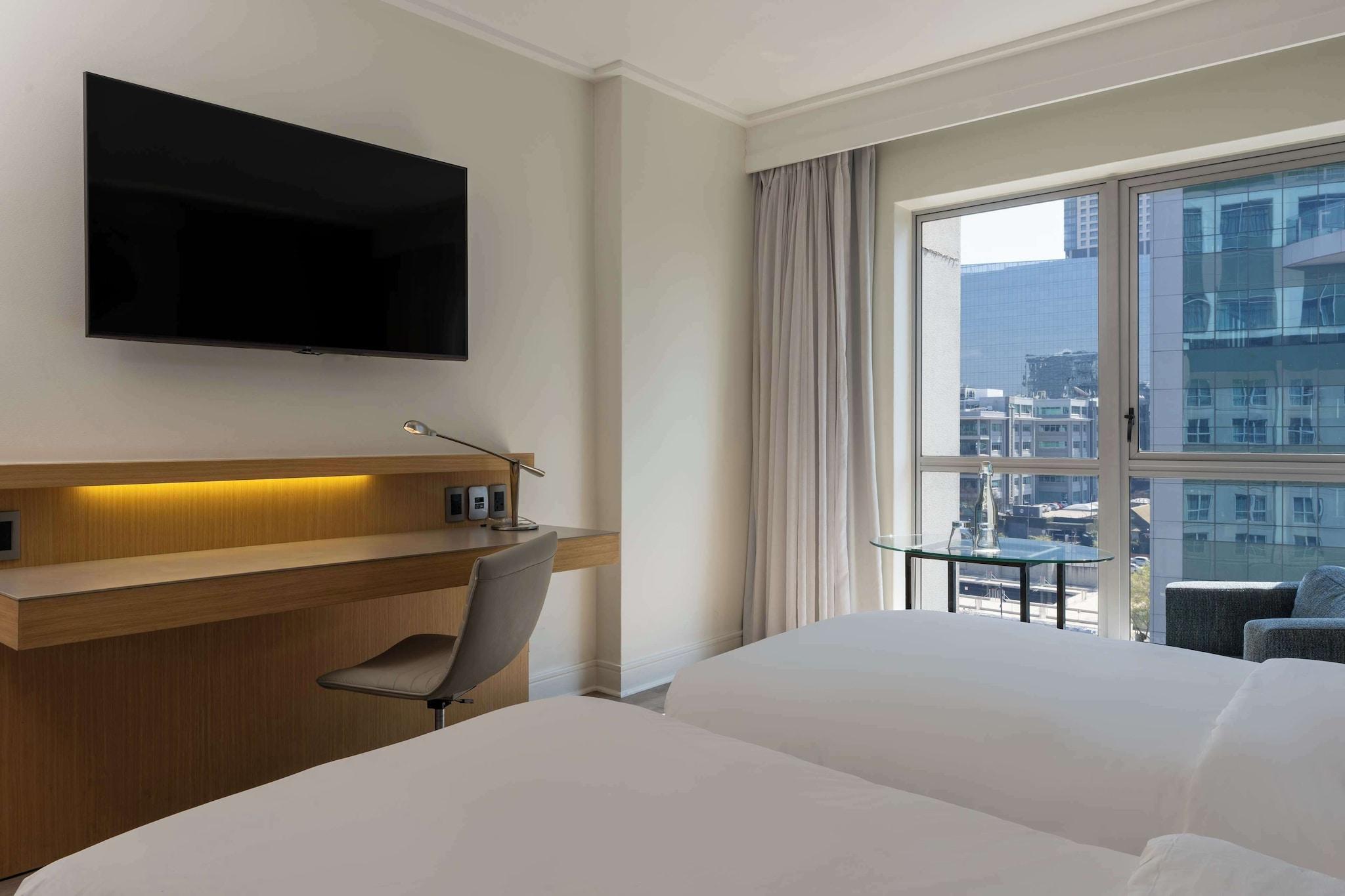 Double Queen Size Bed