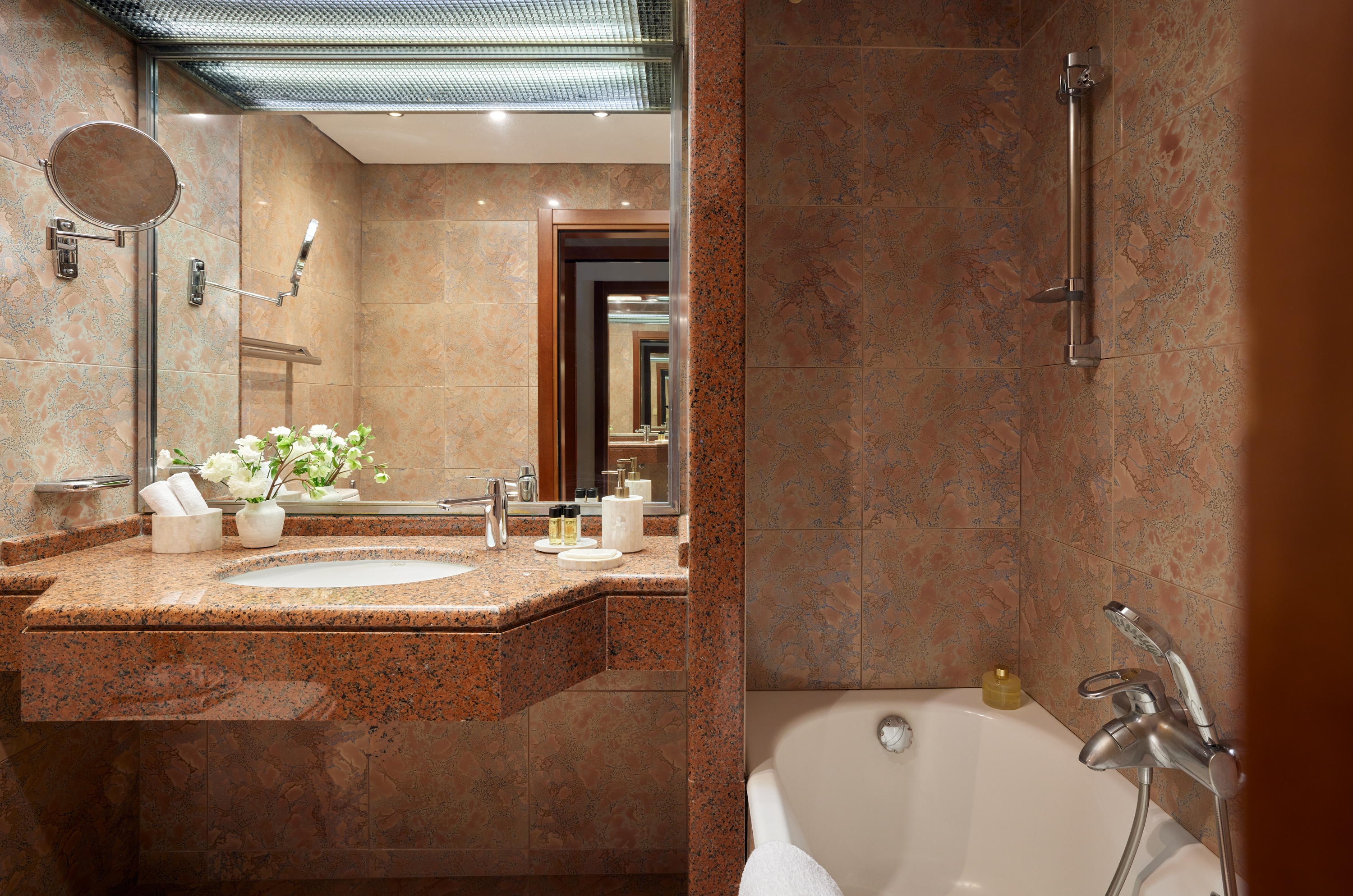 Double or Twin Standard