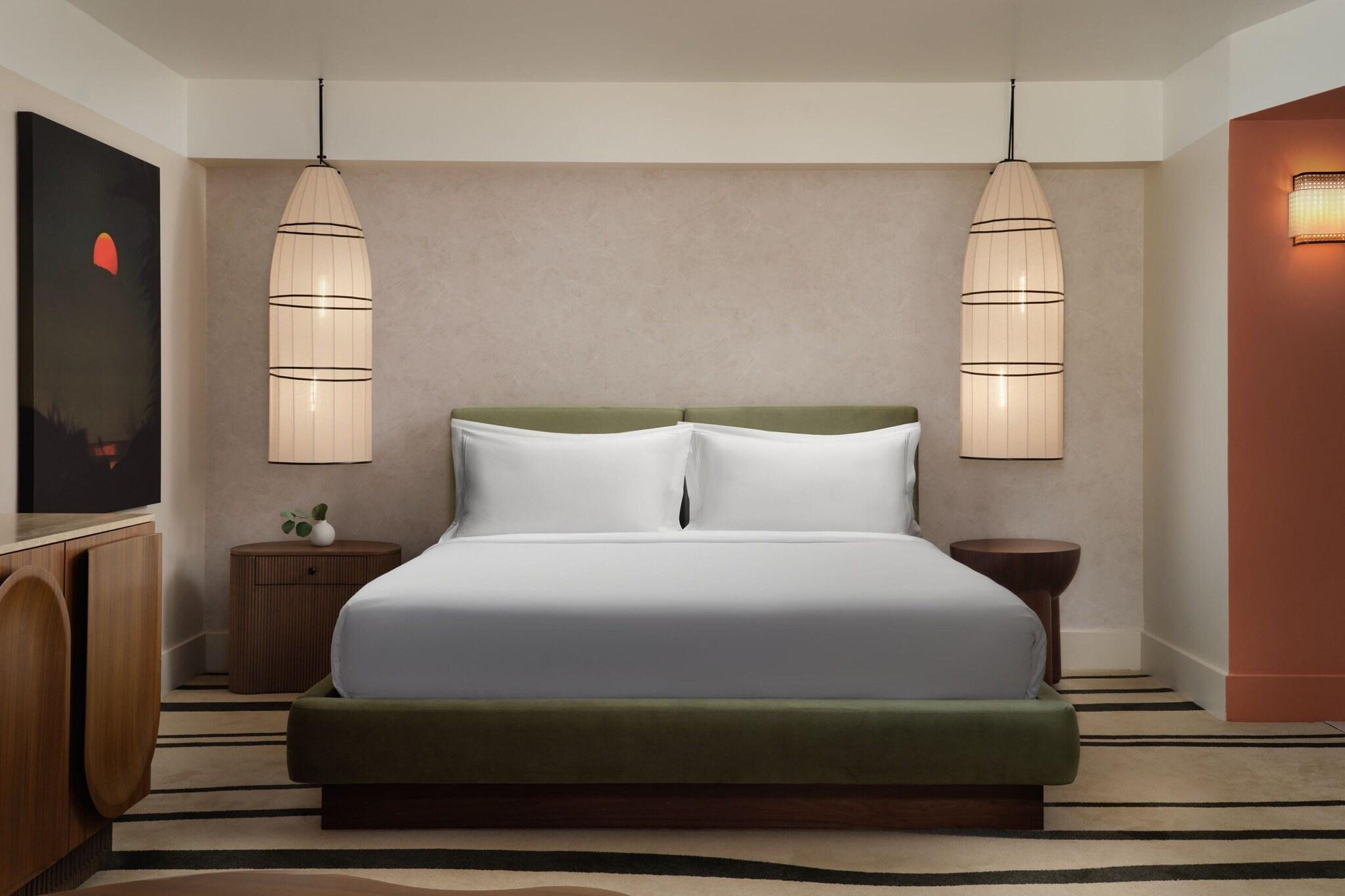 Double City View King Bed