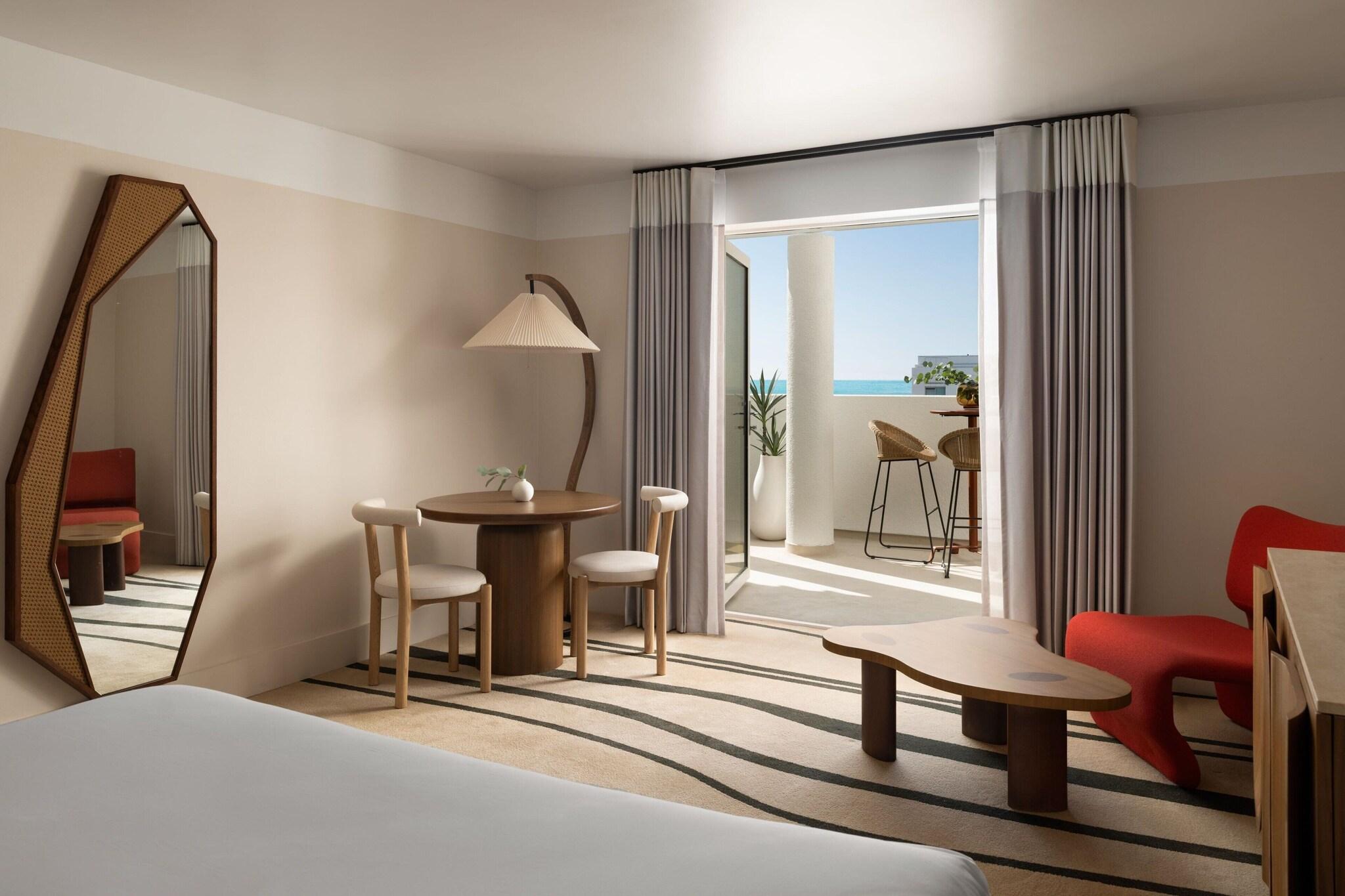 Double Deluxe Partial Ocean View