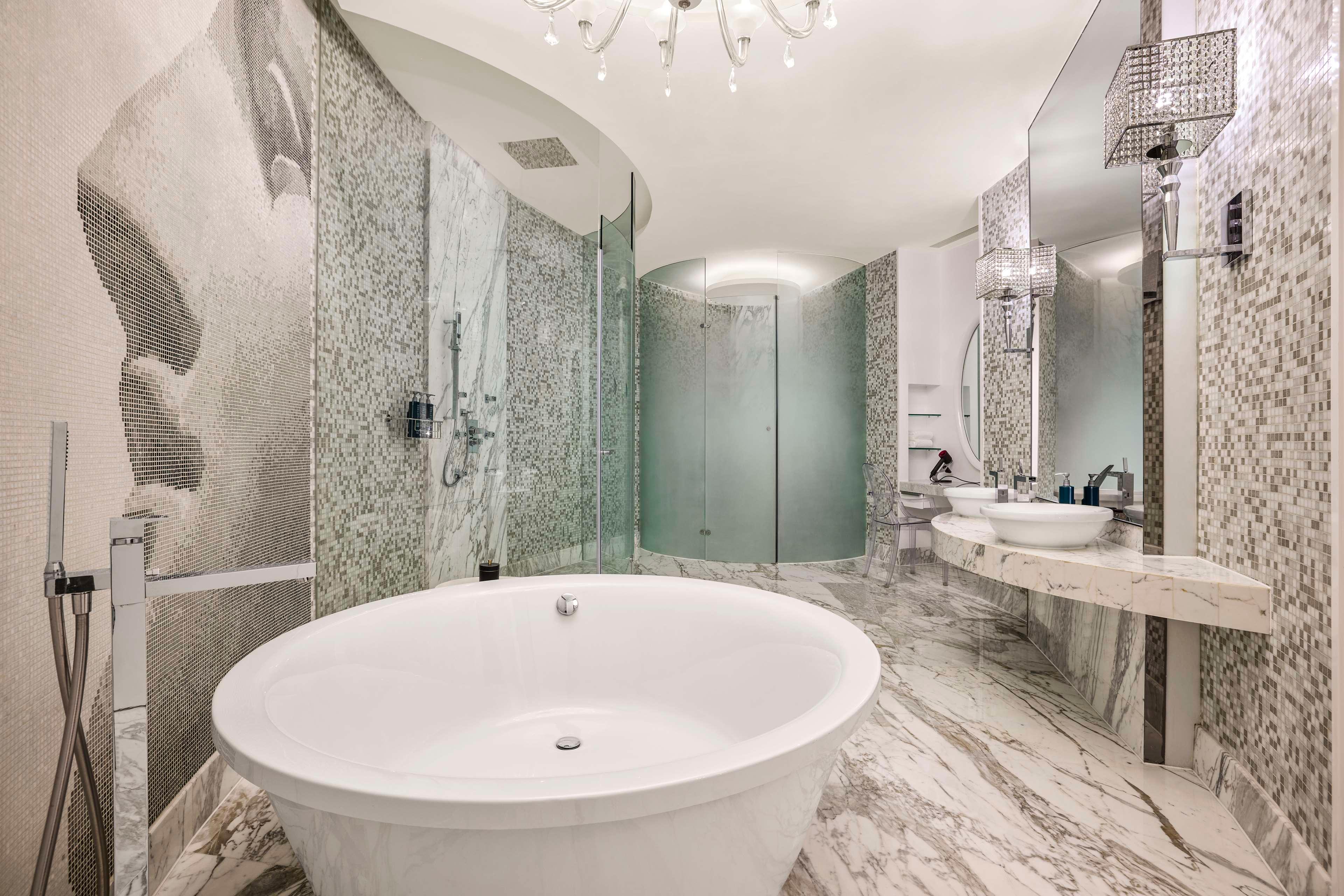 Suite Premium King Bed