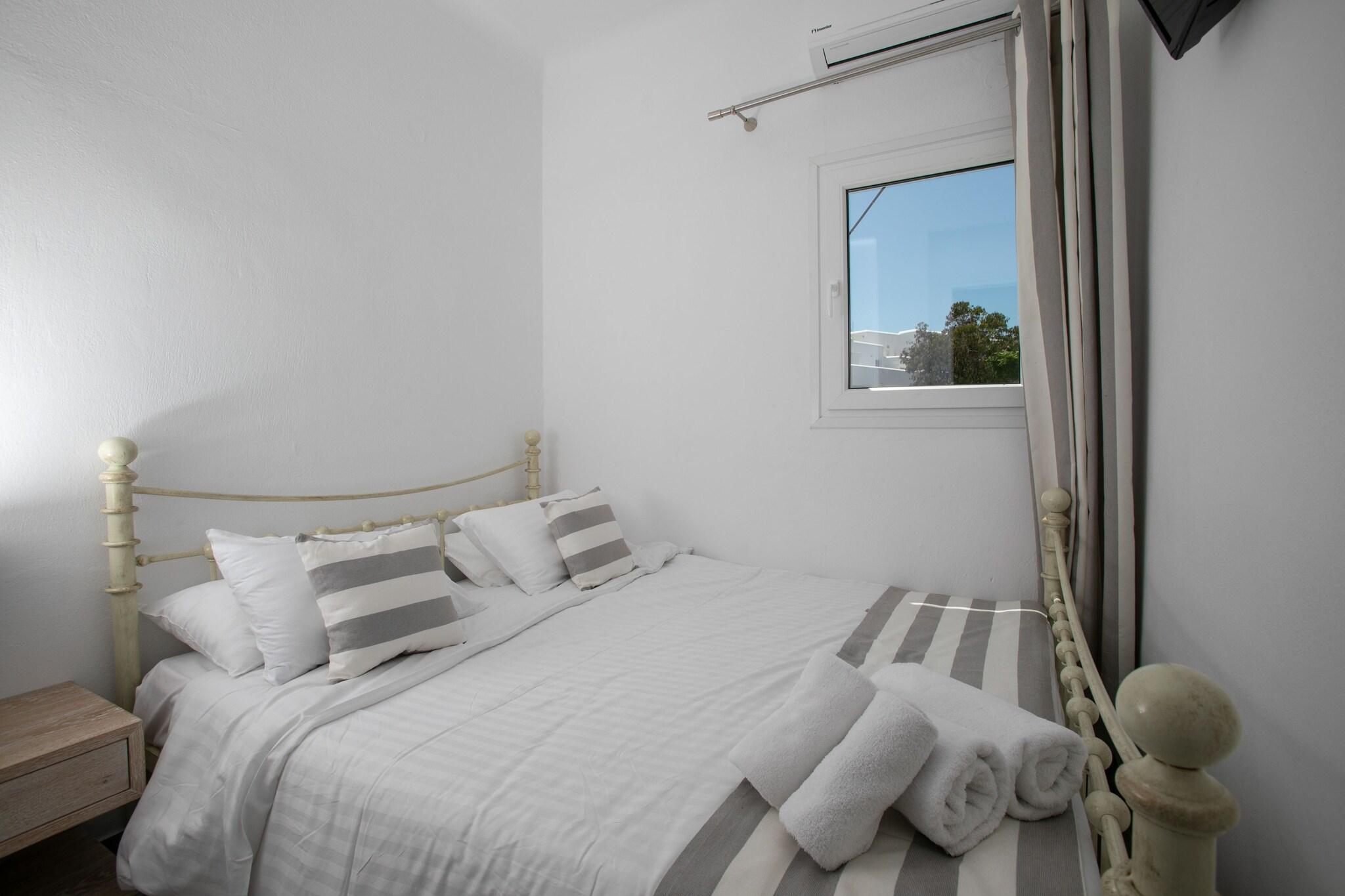 Family Room Garden View Two Bedrooms