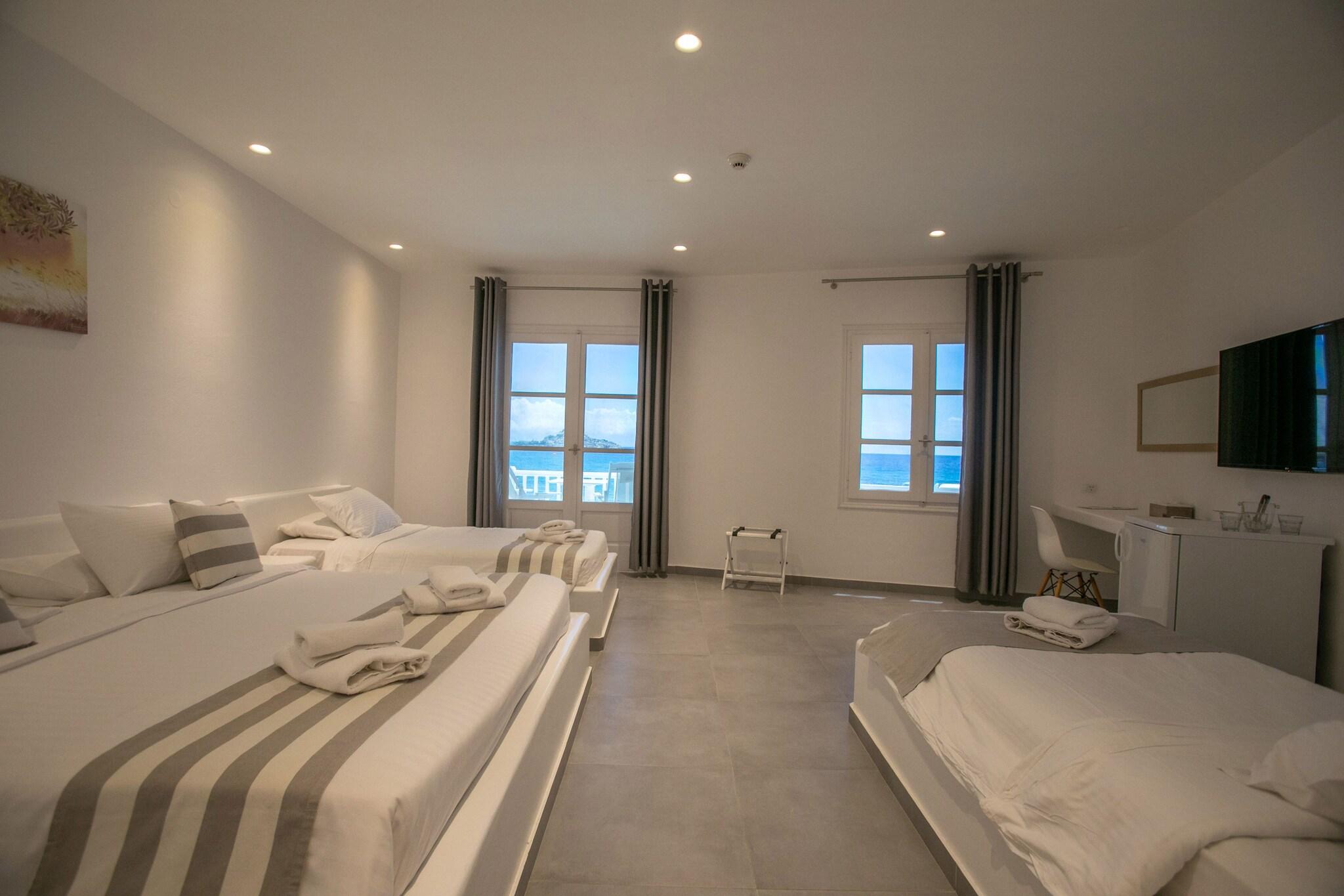 Quadruple Deluxe with Views