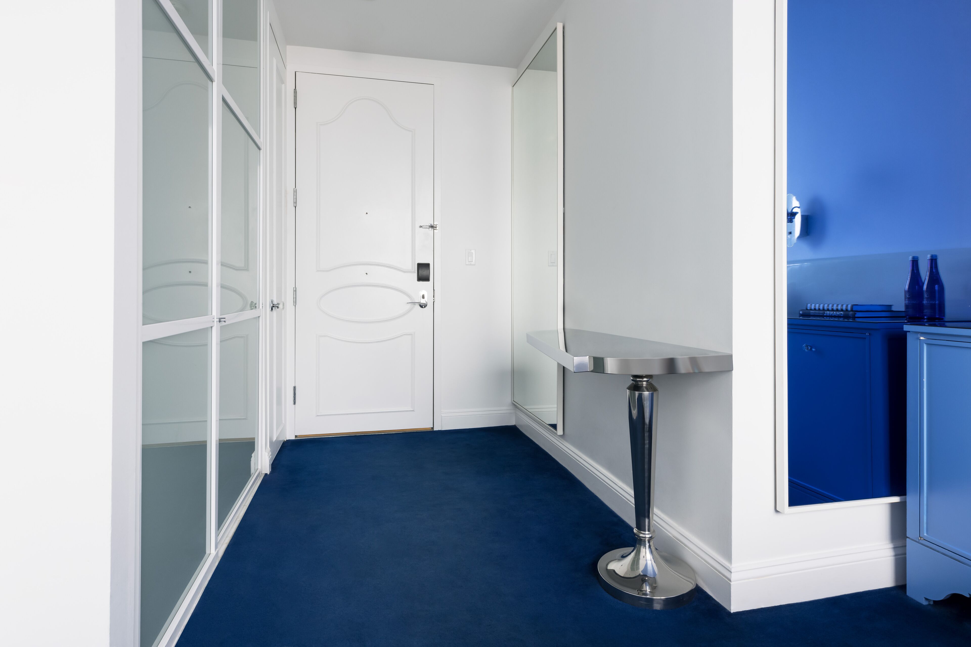 Double Queen Size Bed