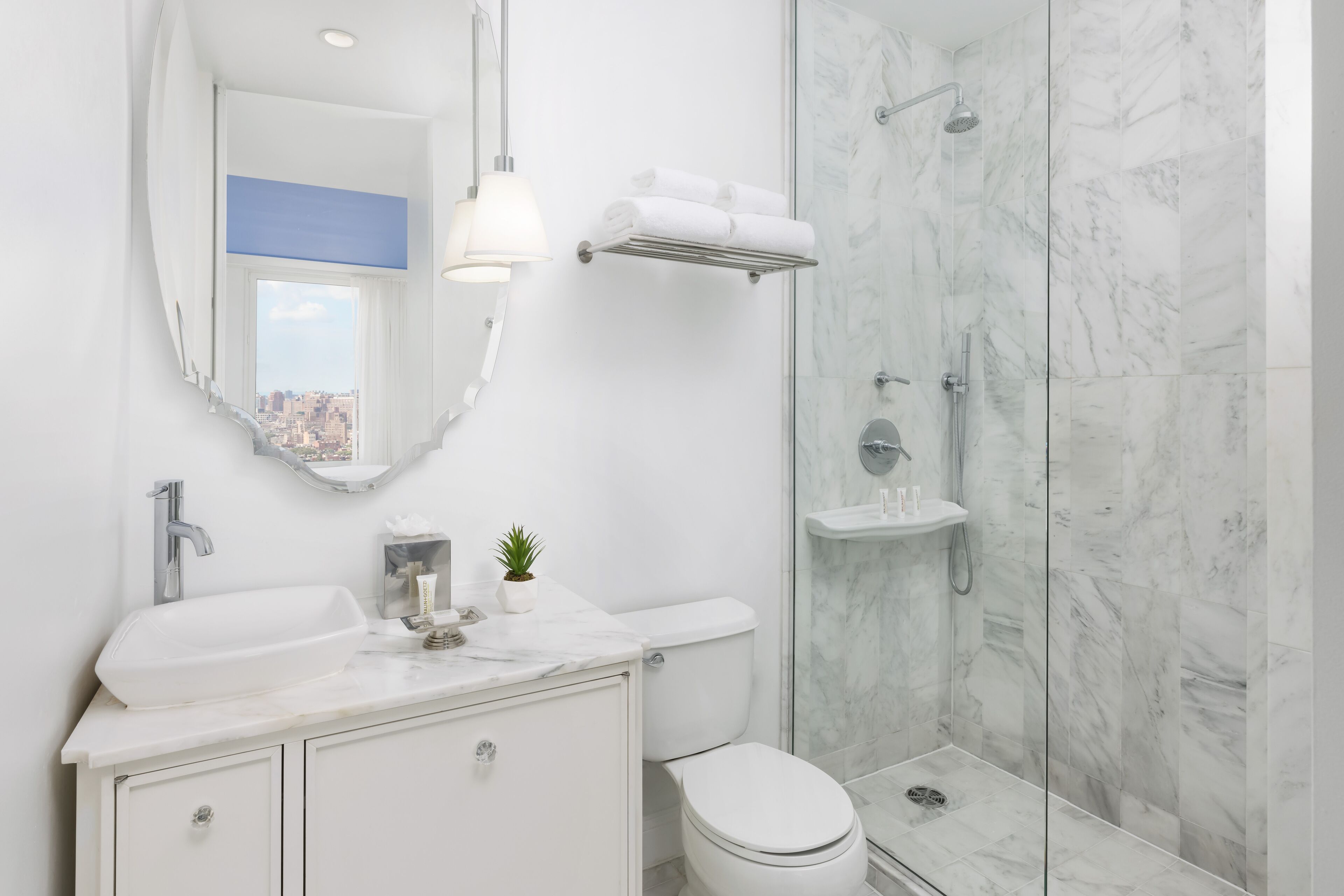 Double Deluxe King Bed