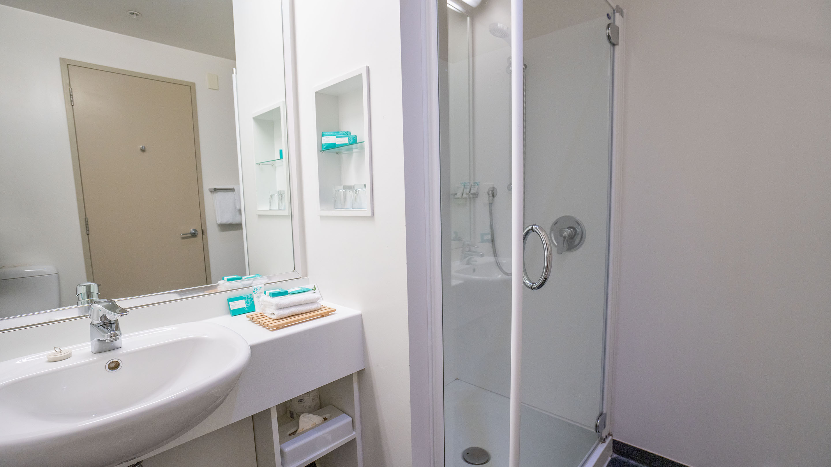 Double Connecting Room