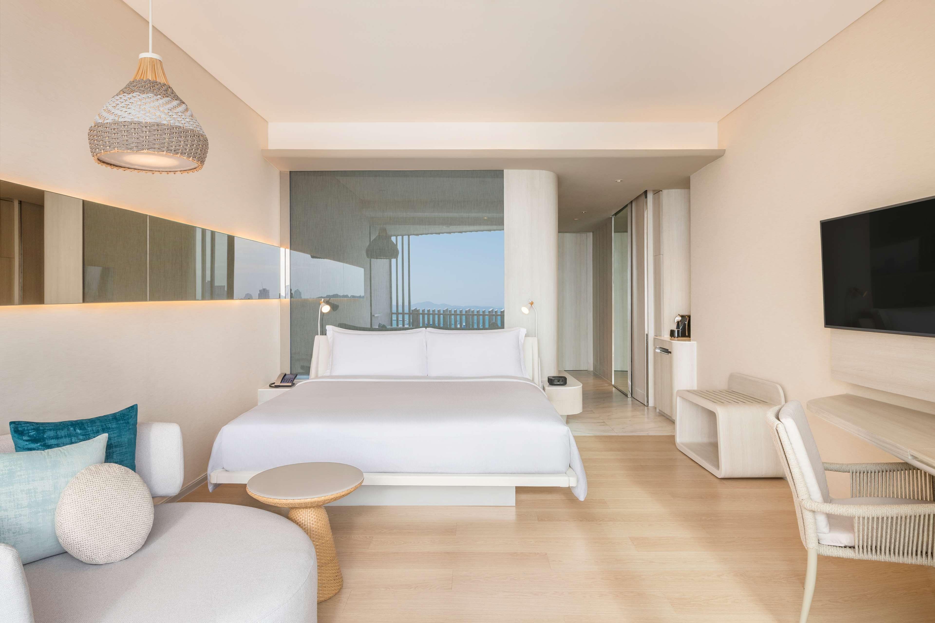 Double Executive King Bed