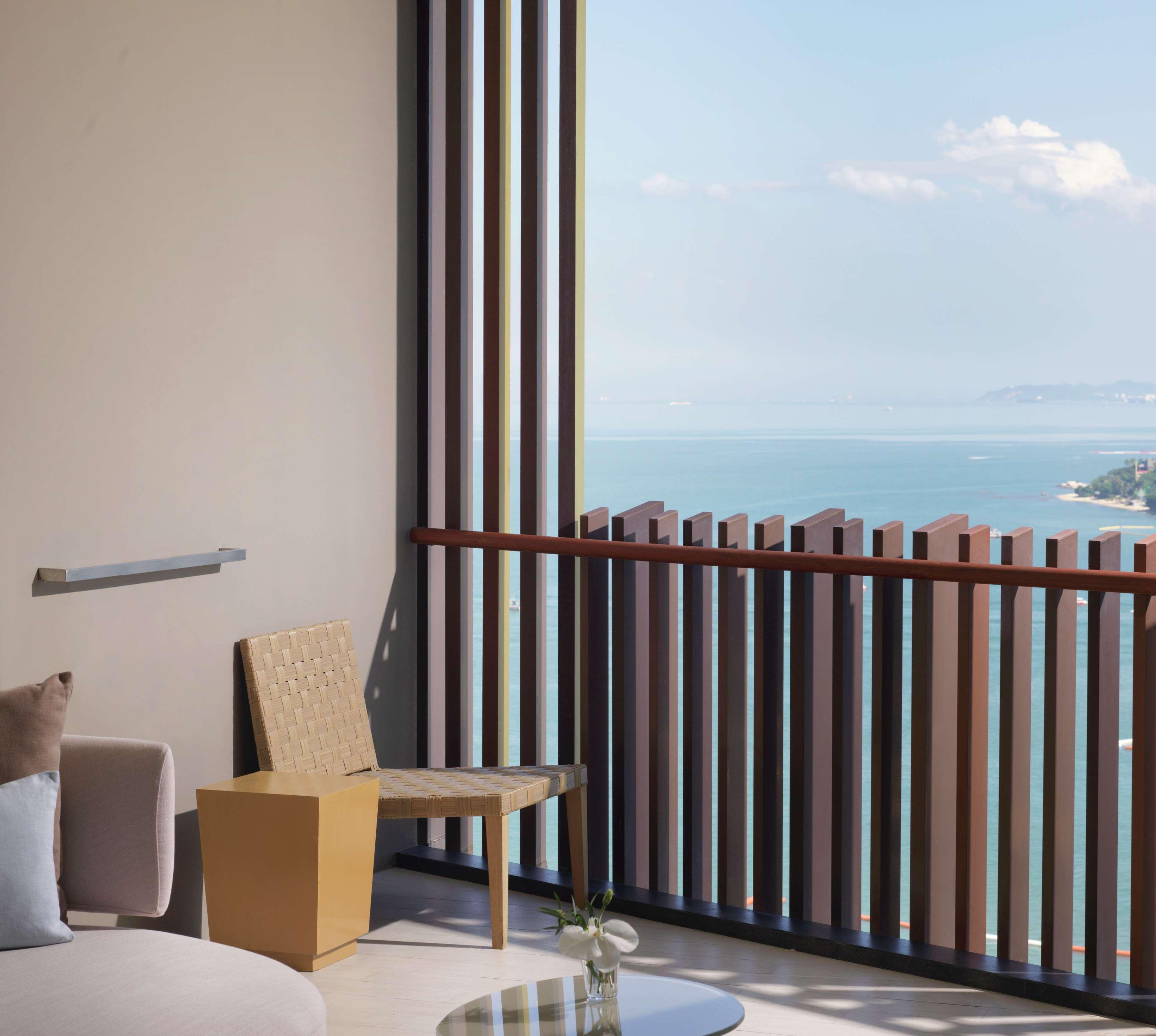 Twin Deluxe Ocean View