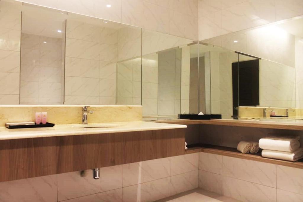 Double or Twin Deluxe