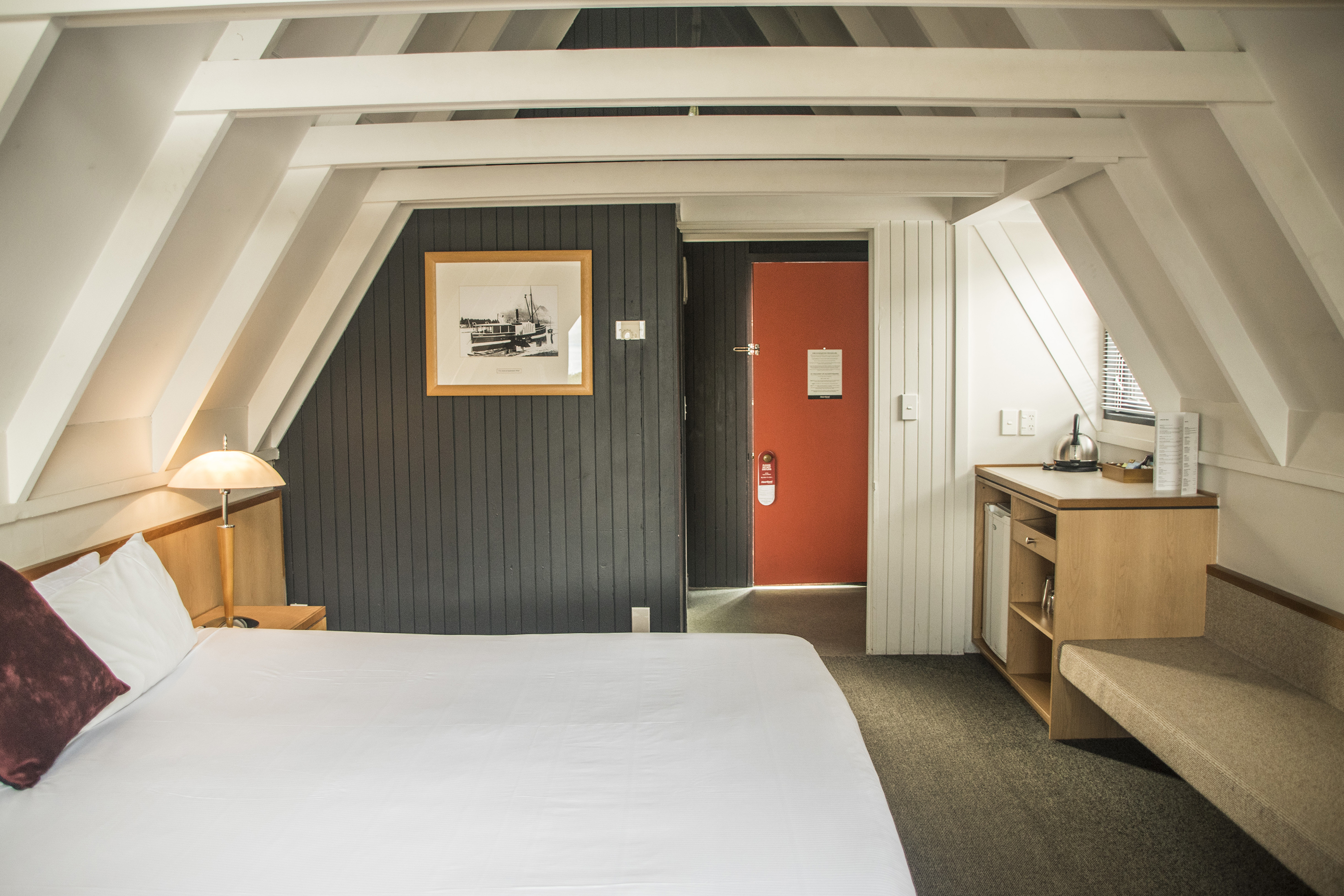 Studio King Size Bed