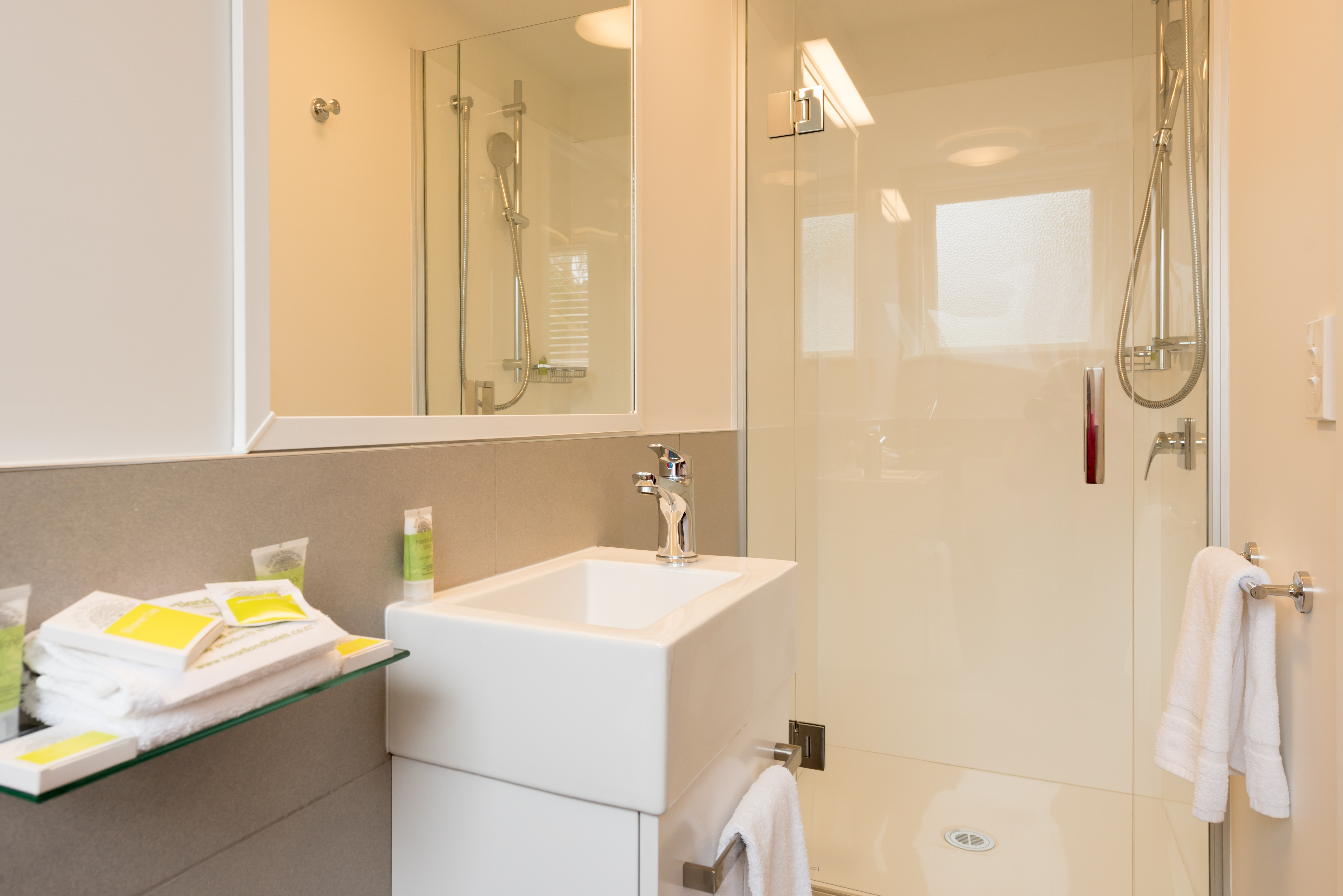 Double Queen Size Bed