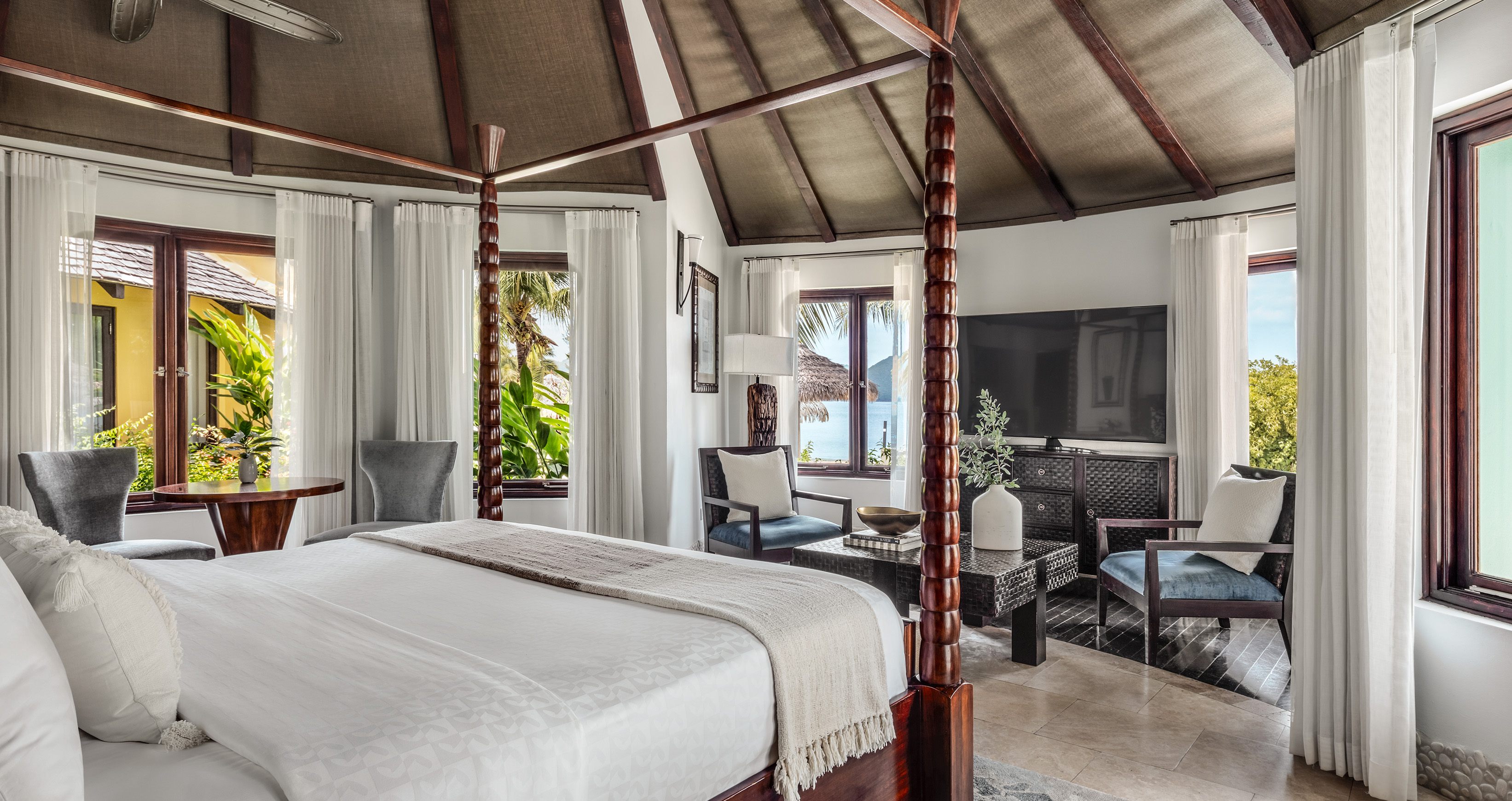 Suite Deluxe with Private Pool