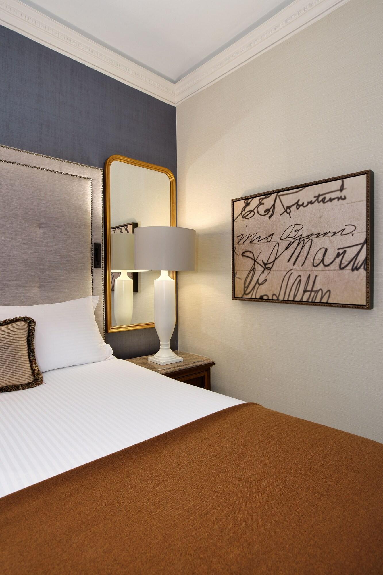 Double Classic City View