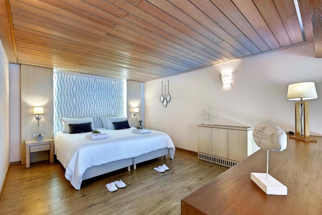 Suite with Private Pool