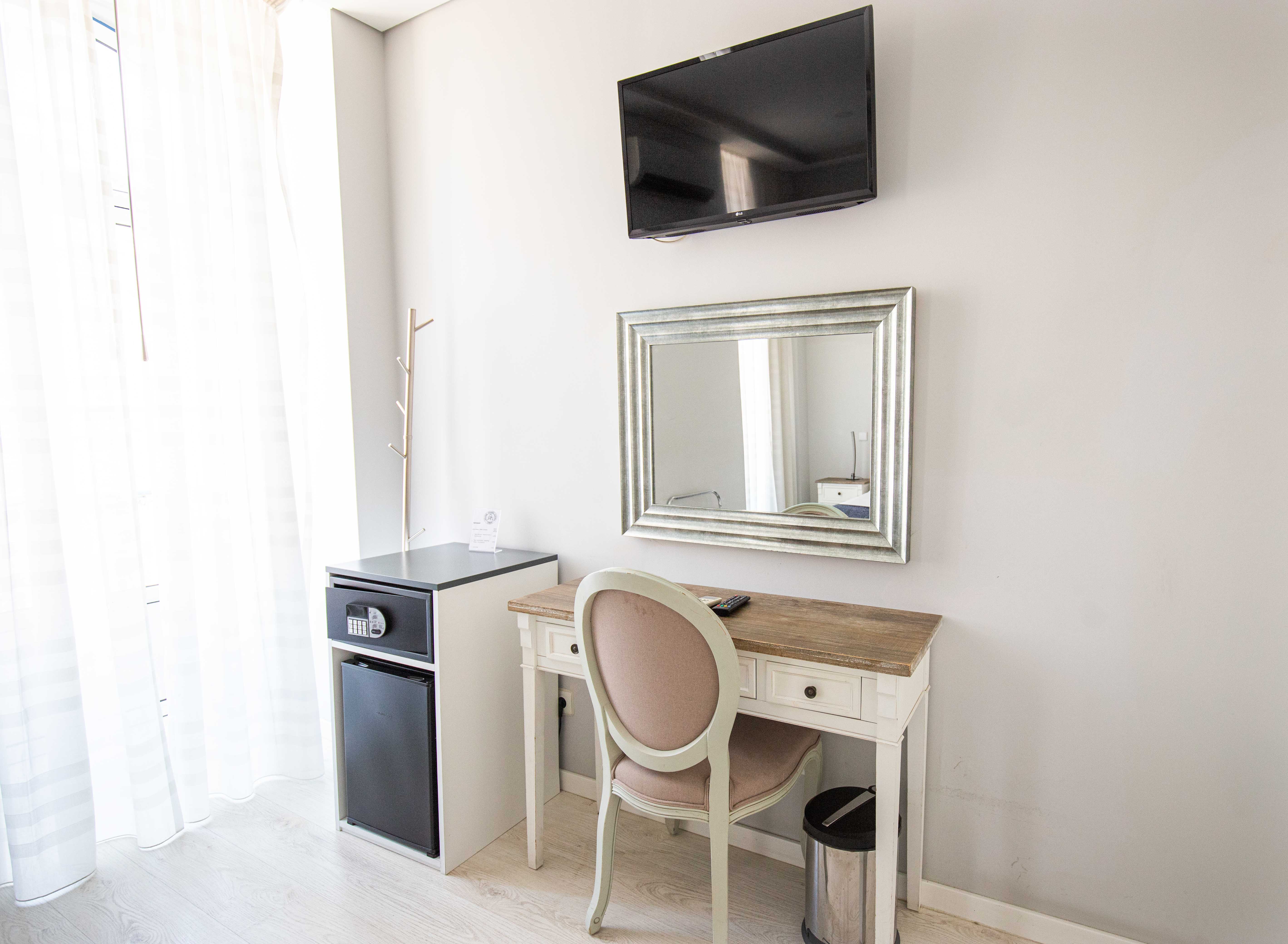 Double Superior with Views