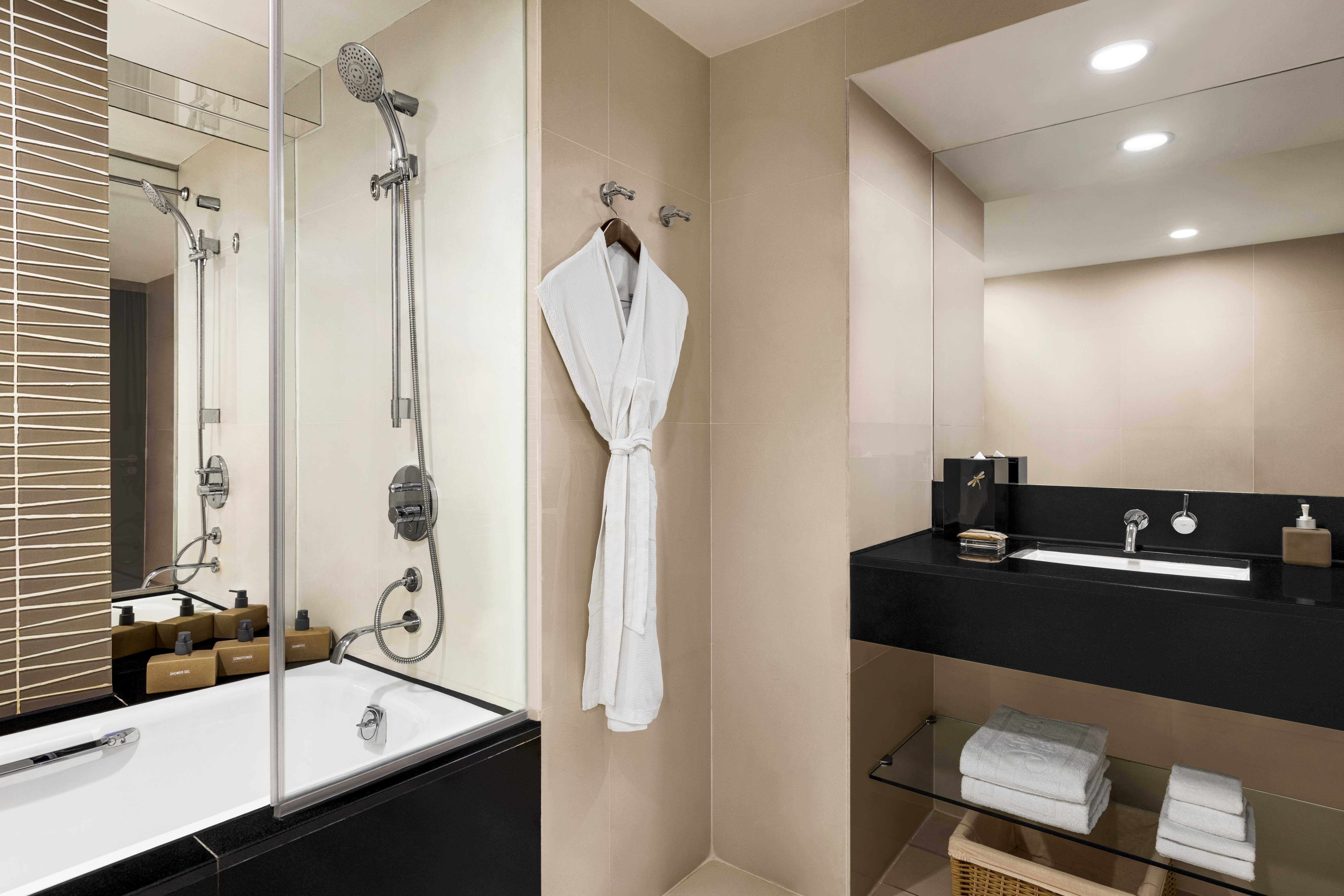 Double Executive King Bed