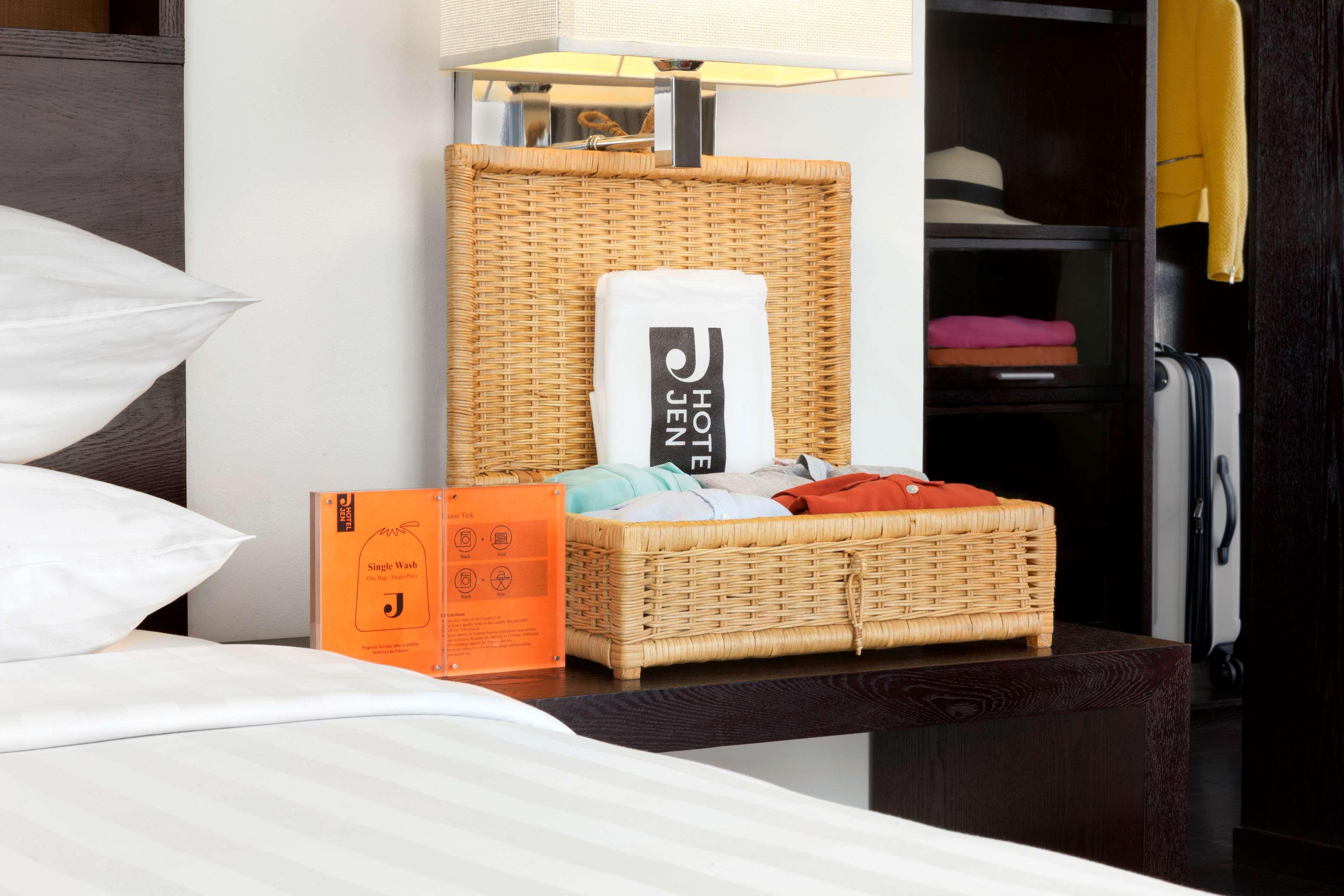 Suite Deluxe King Bed