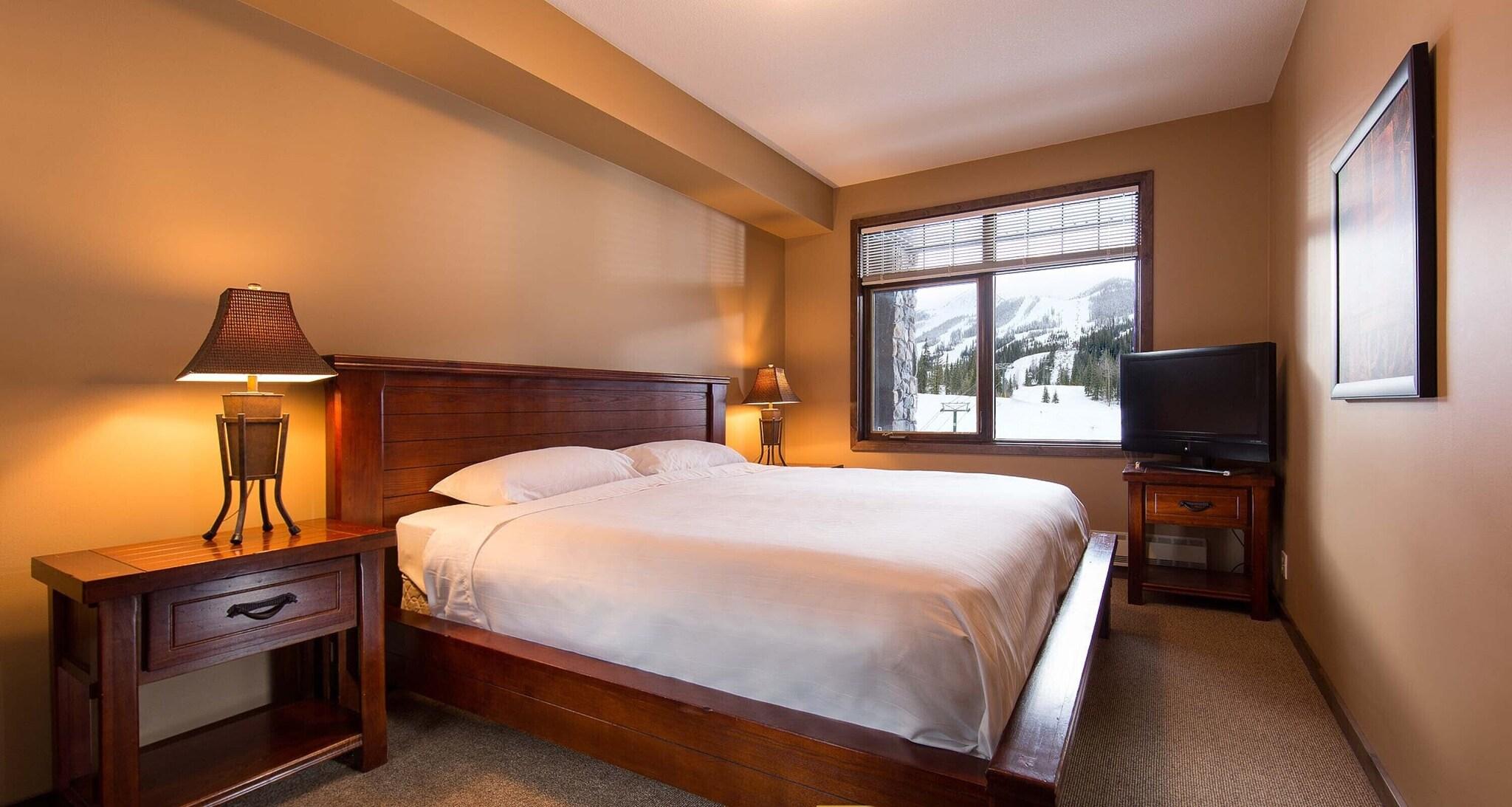 Suite Queen Size Bed