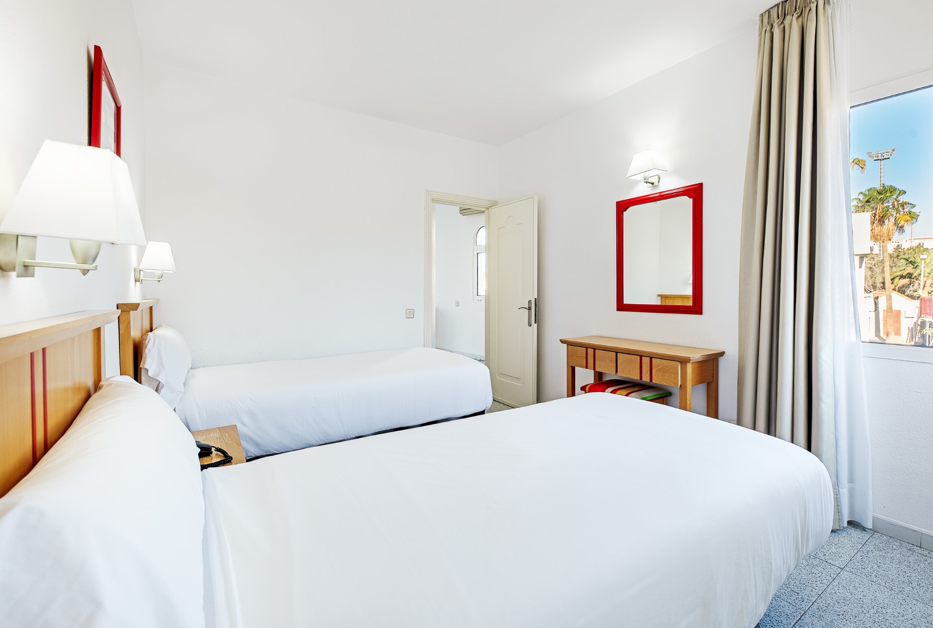 Apartment Capacity 3