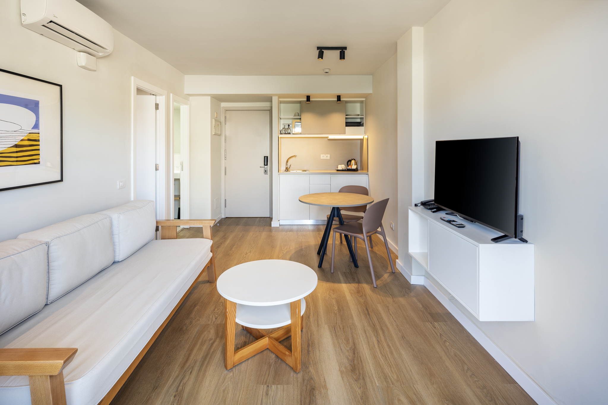 Double or Twin Standard