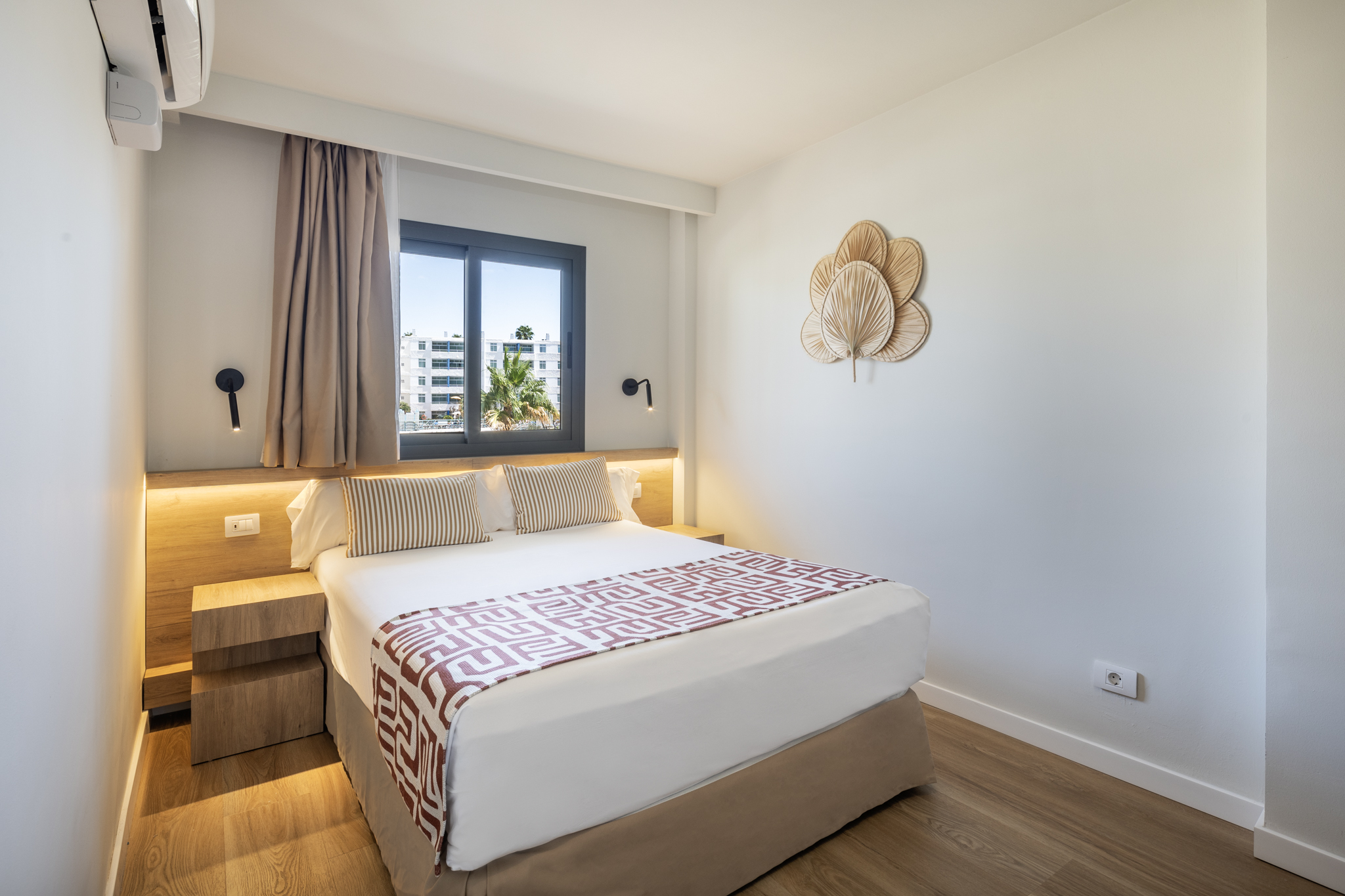 Double or Twin Standard