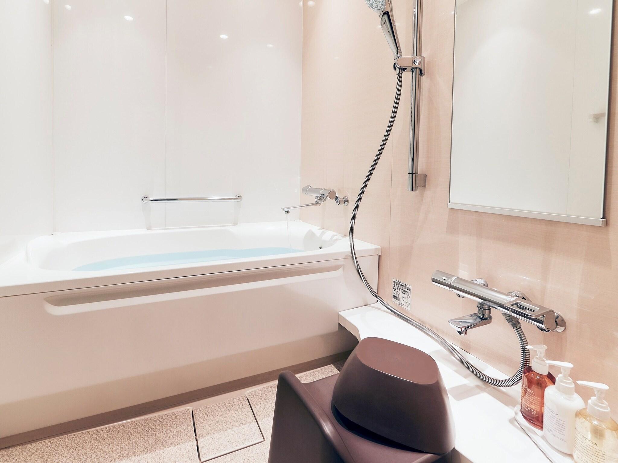 Twin with Views Non Smoking