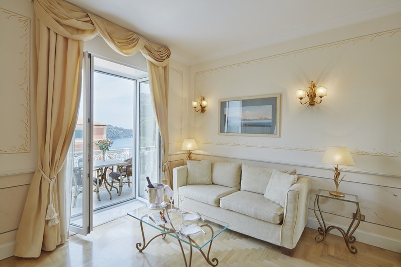 Junior Suite Superior Side Sea View