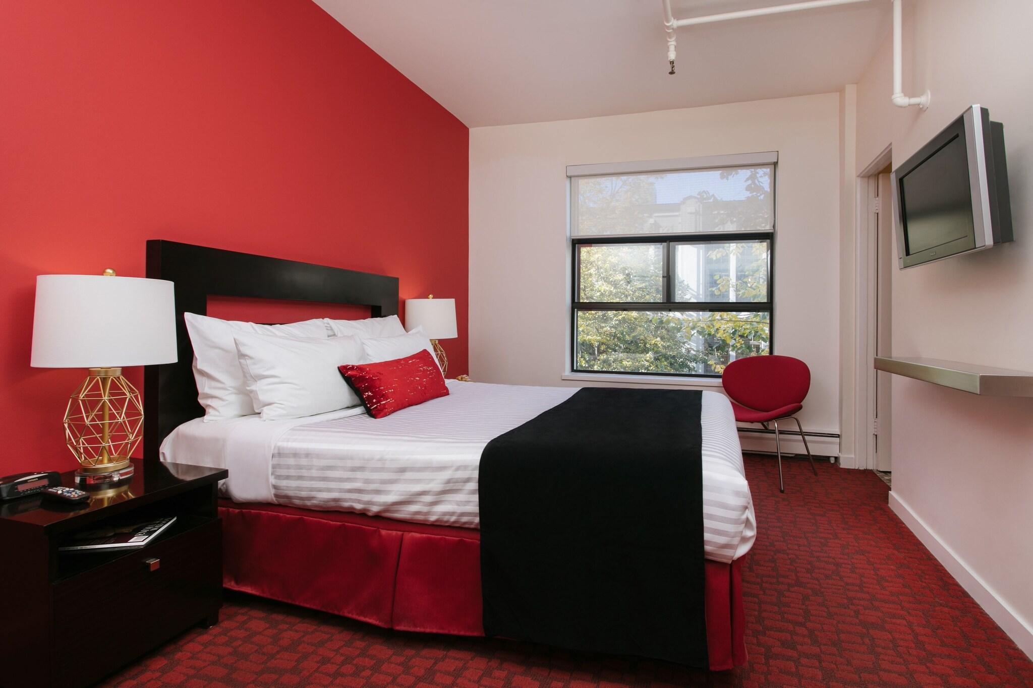 Double Queen Size Bed