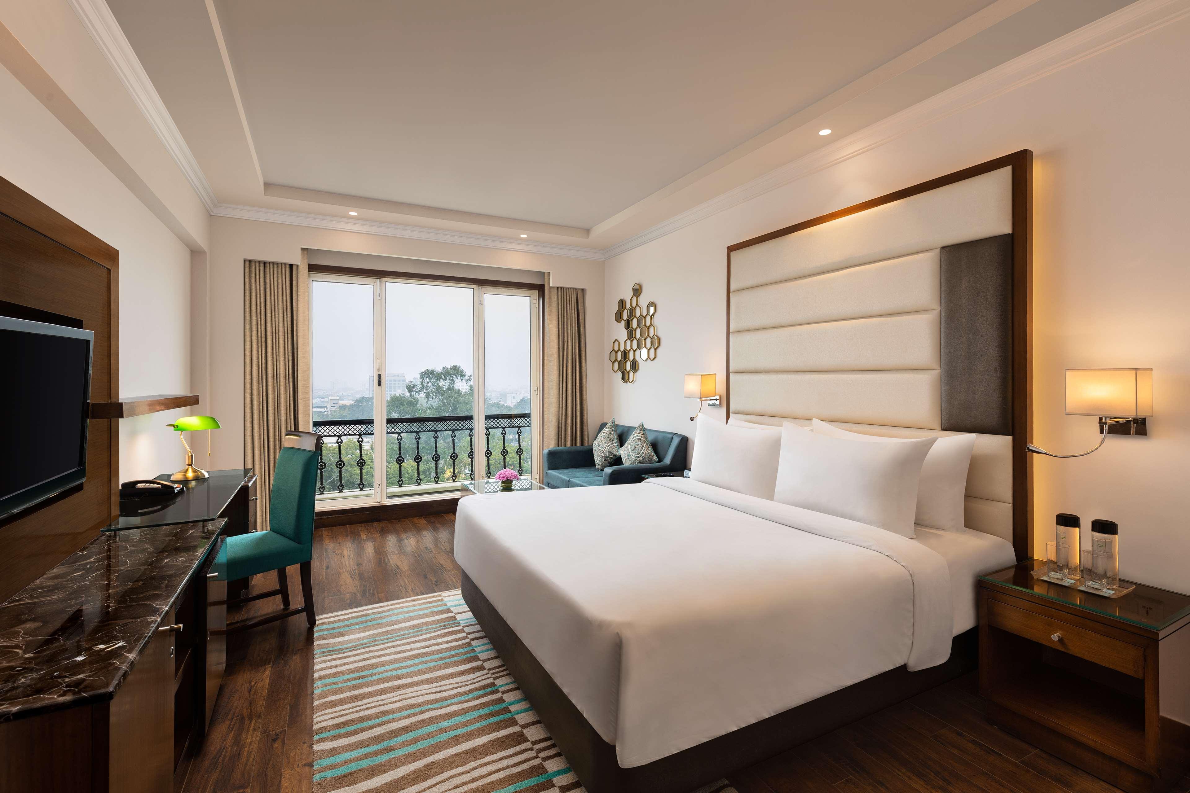 Room Business