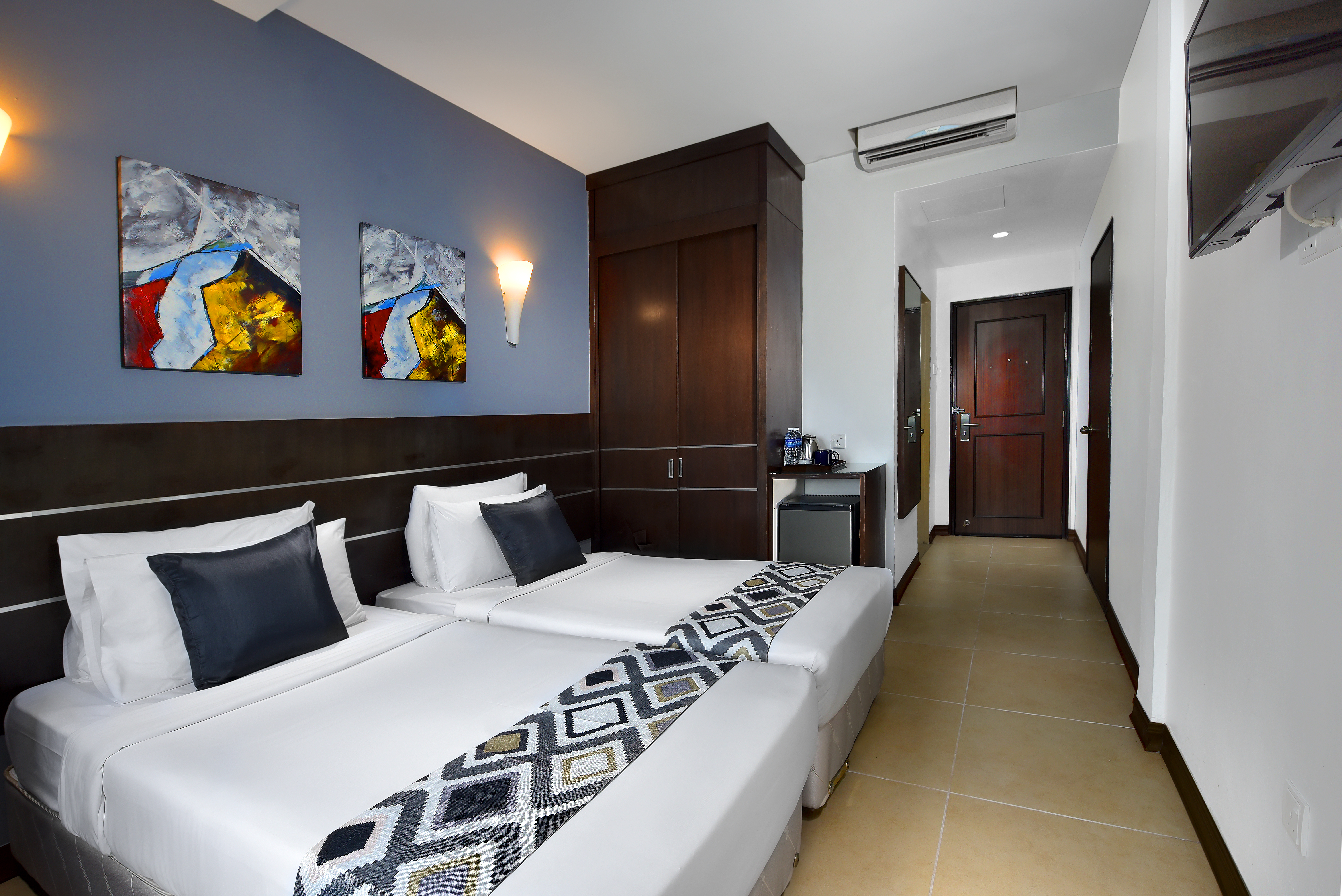 Double or Twin Deluxe