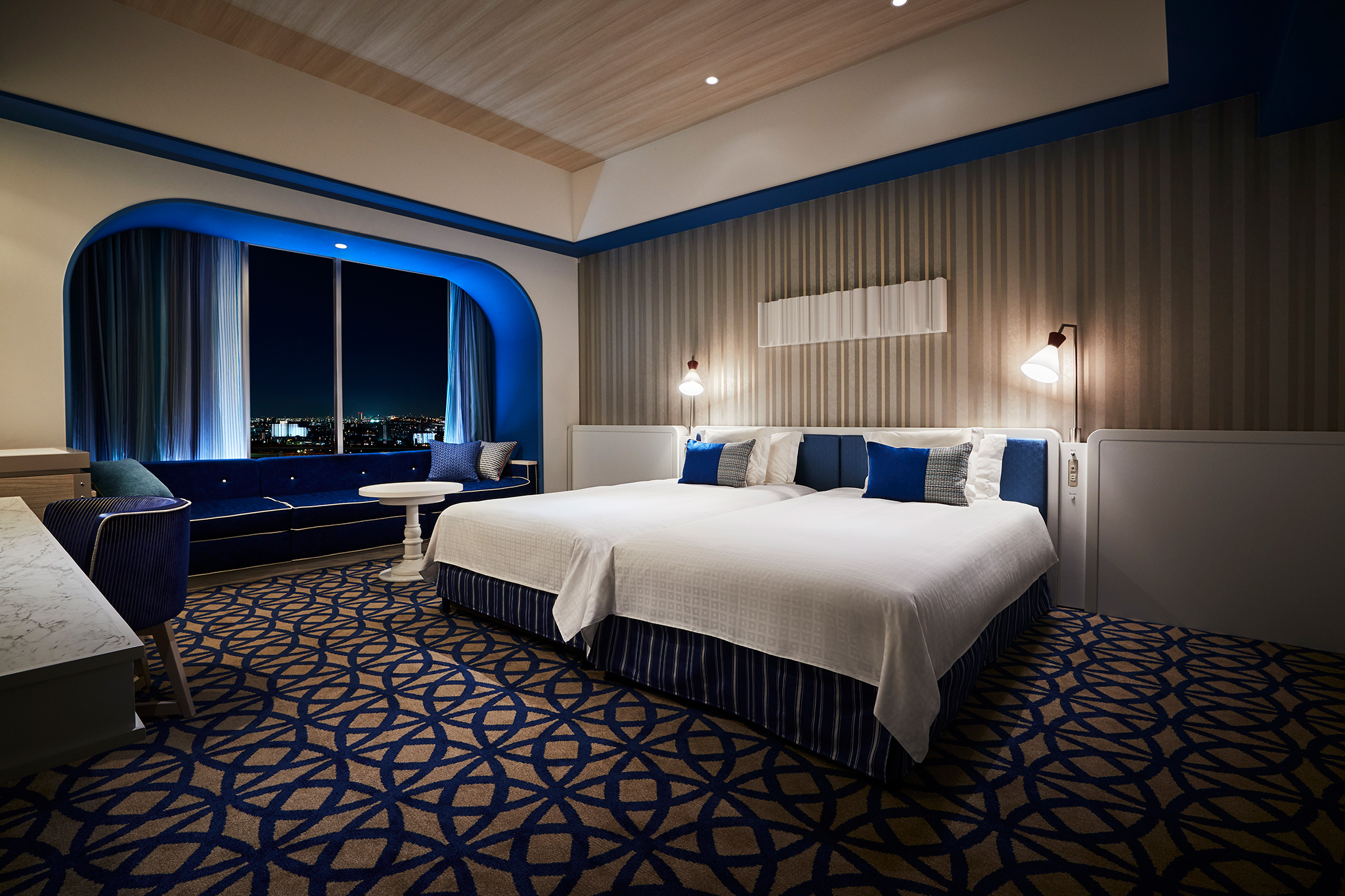 Twin Deluxe Capacity 2