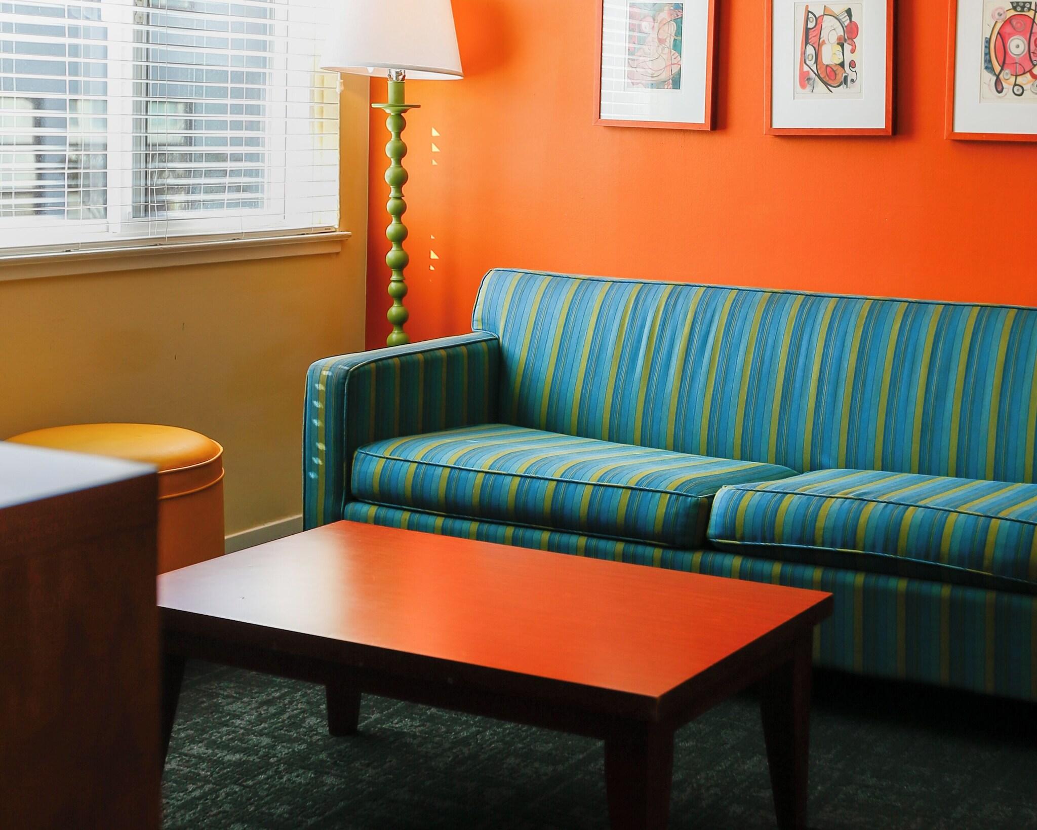 Junior Suite Queen Size Bed