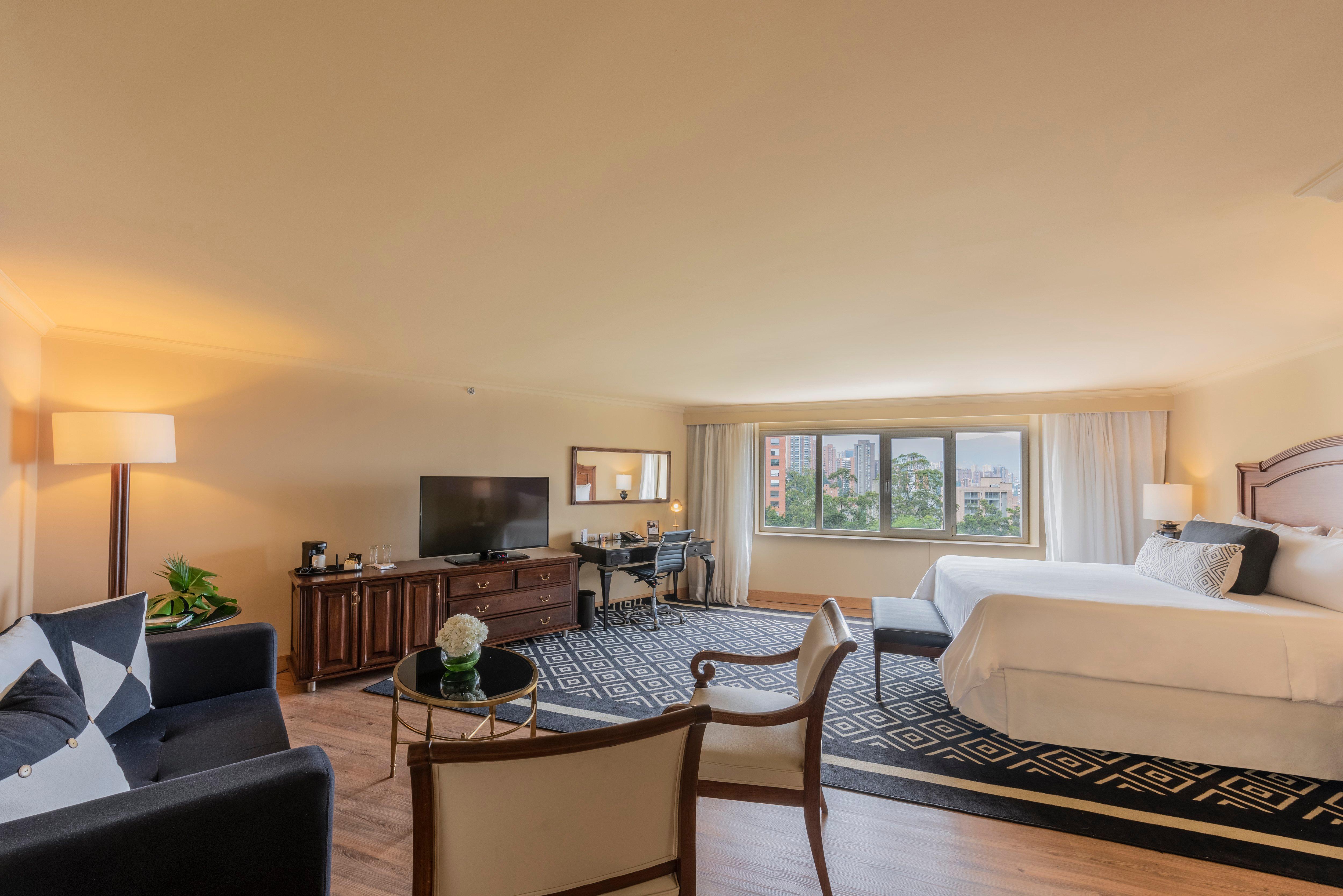 Junior Suite King Size Bed