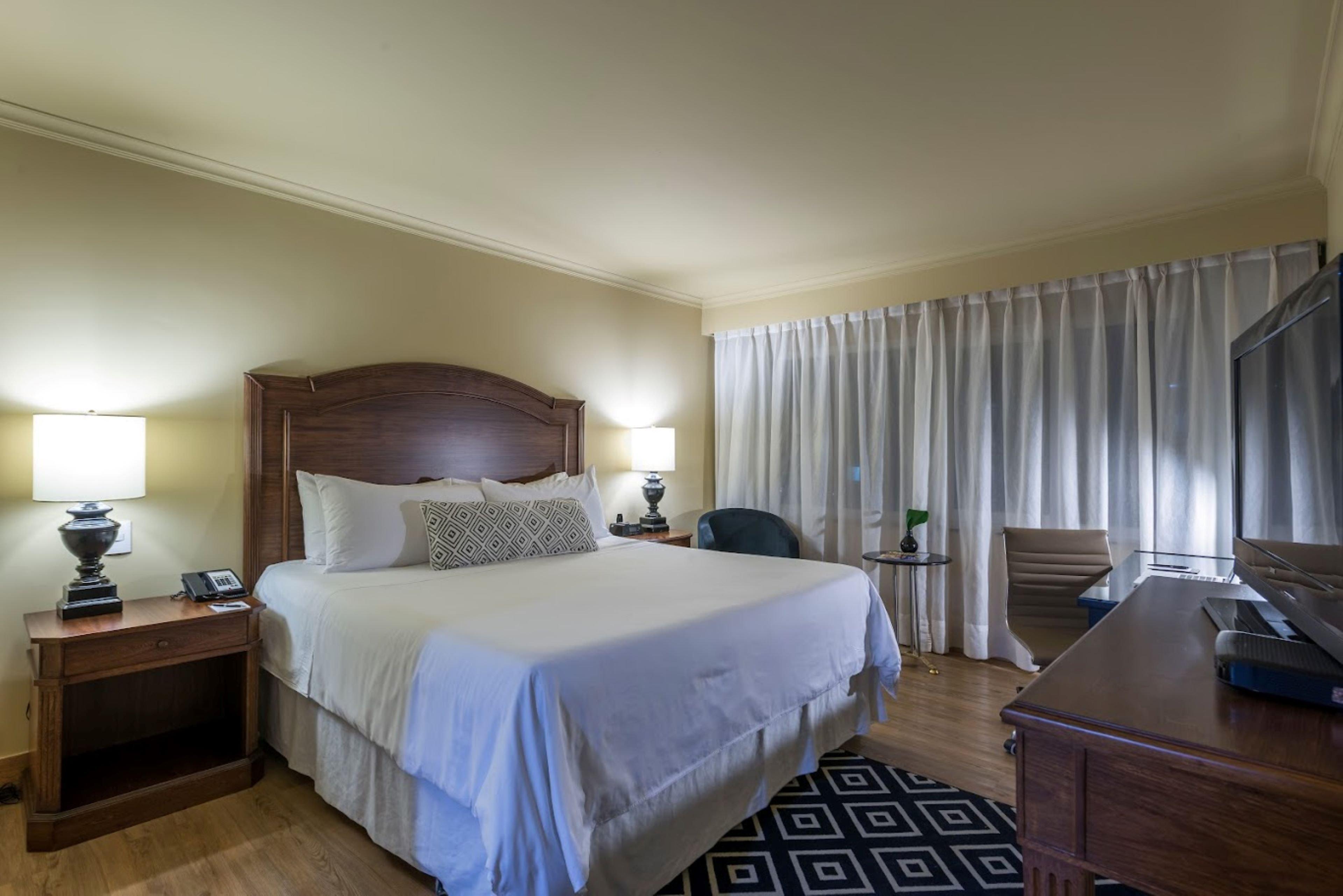 Double Classic King Bed