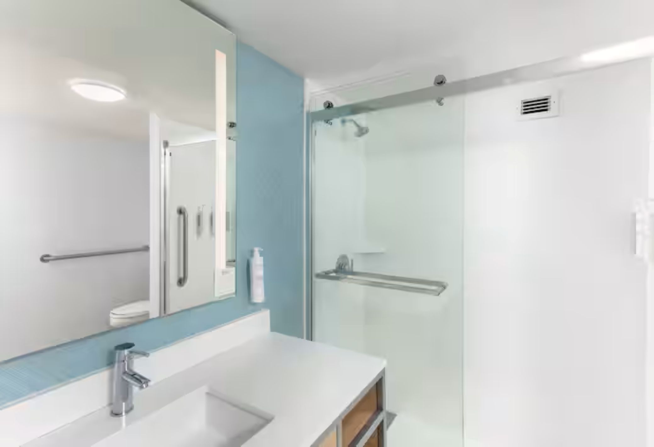 Double Accessible-two Queen Beds