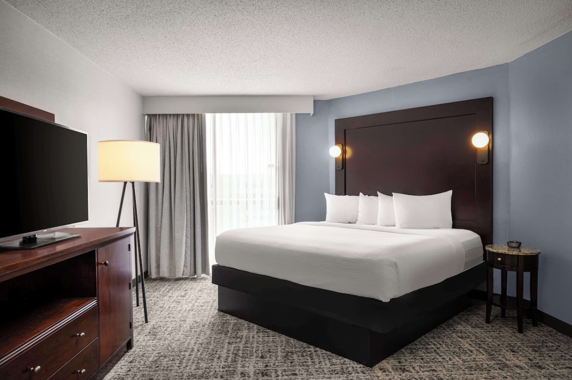 Suite One Bedroom Accessible