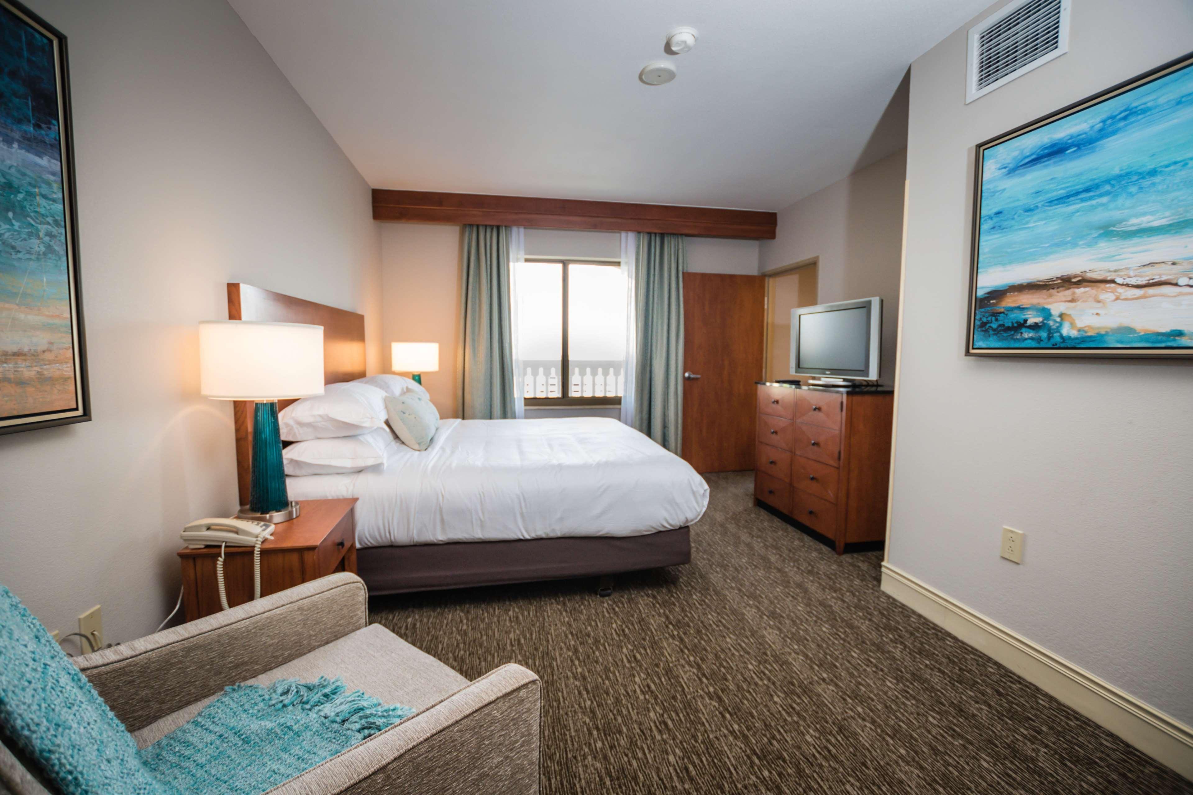 Junior Suite King Size Bed