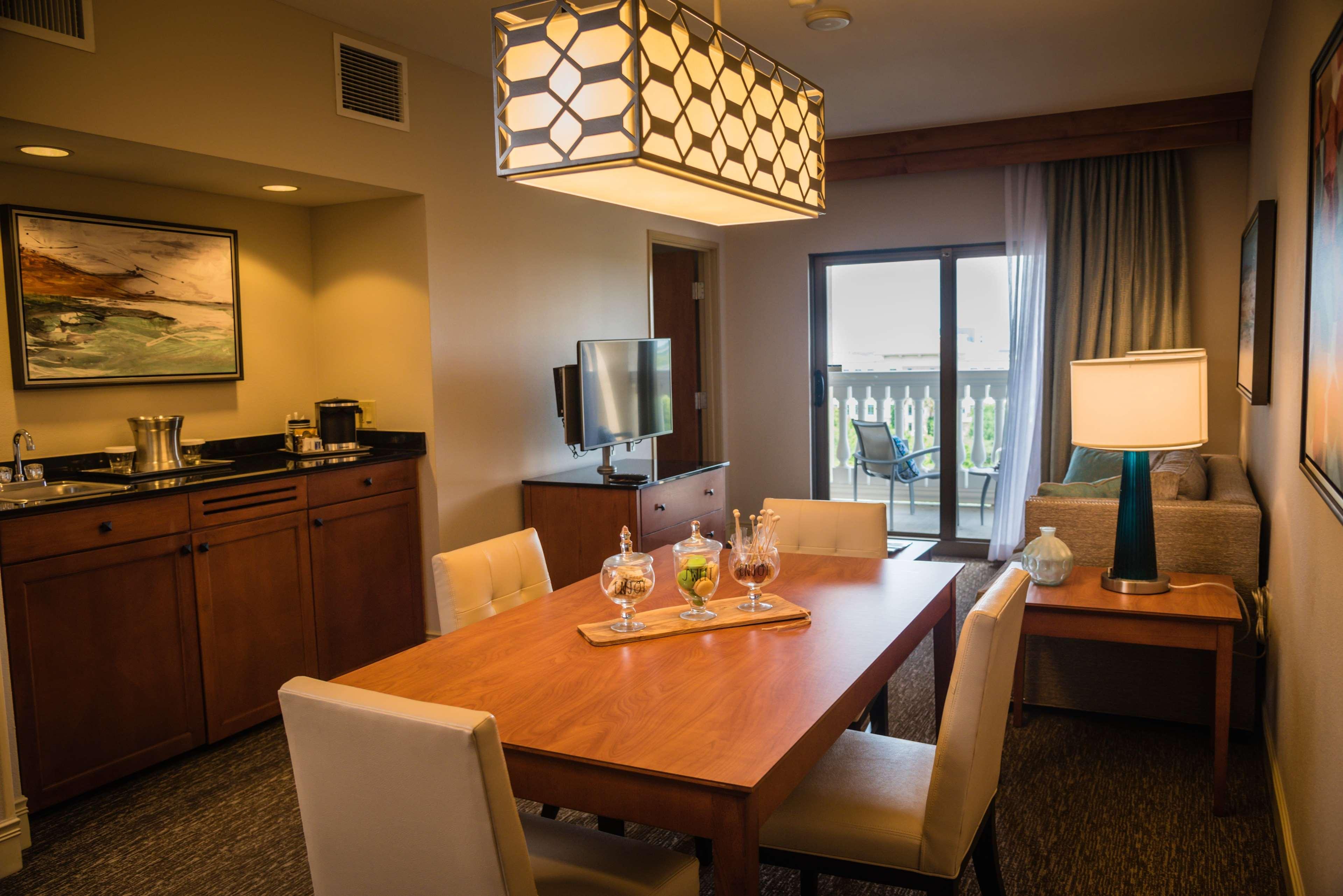 Junior Suite King Size Bed