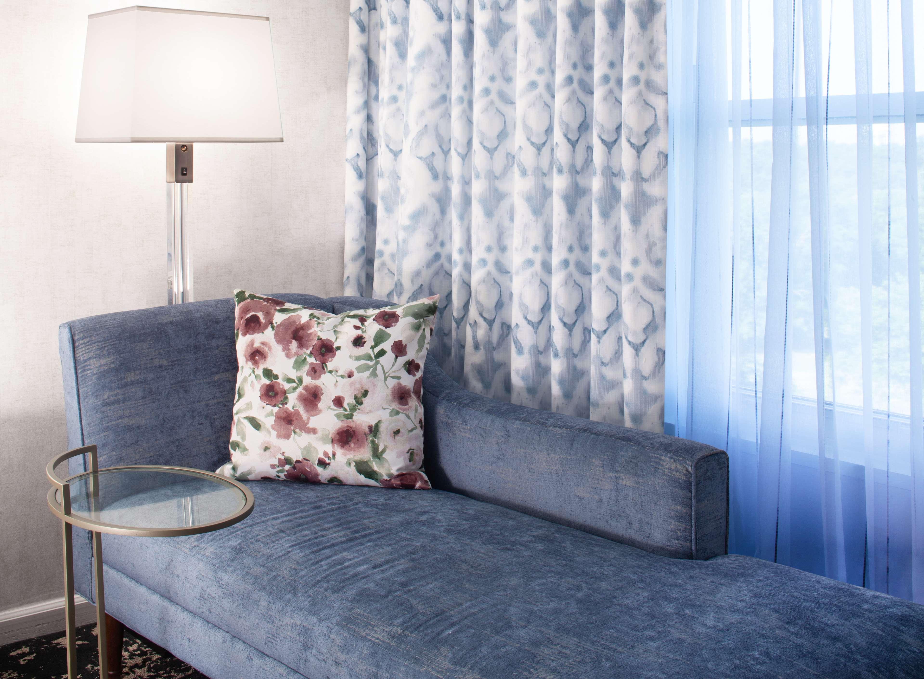 Double City View King Bed