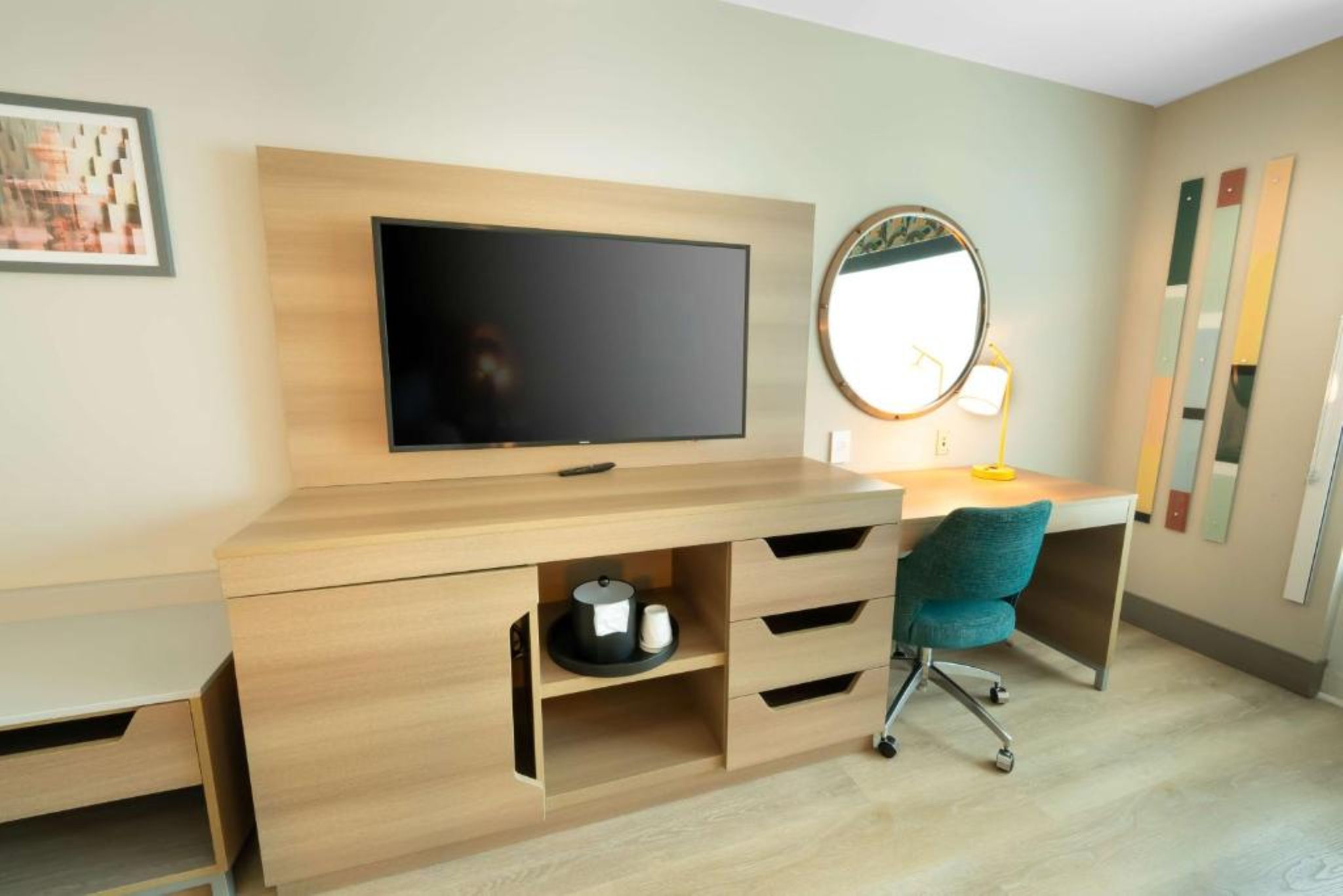 Suite King Bed One Bedroom 