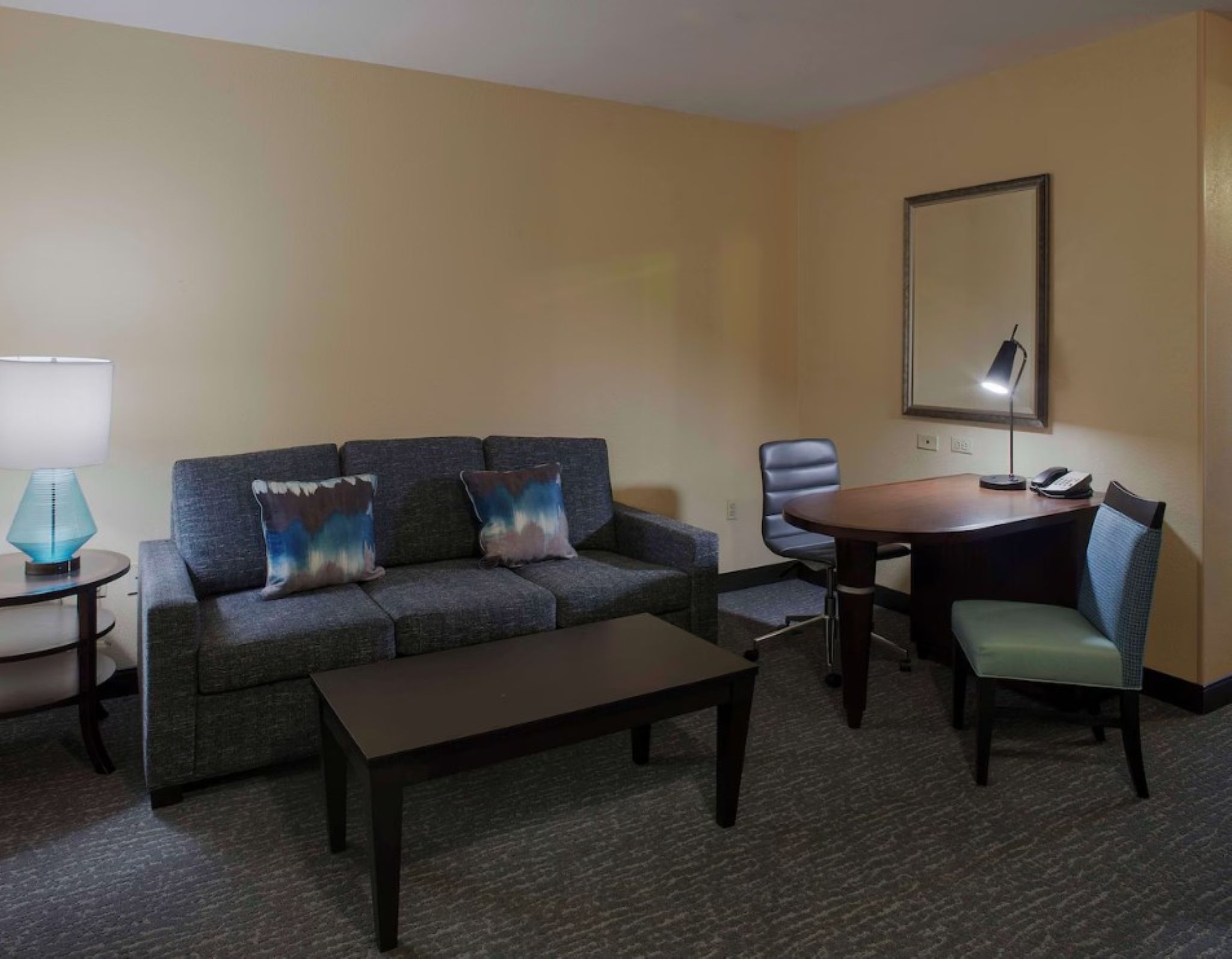 Double Deluxe King Bed