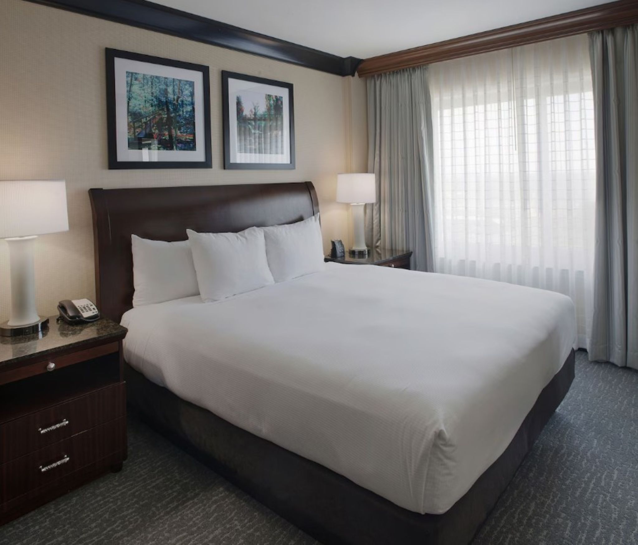 Double Deluxe King Bed