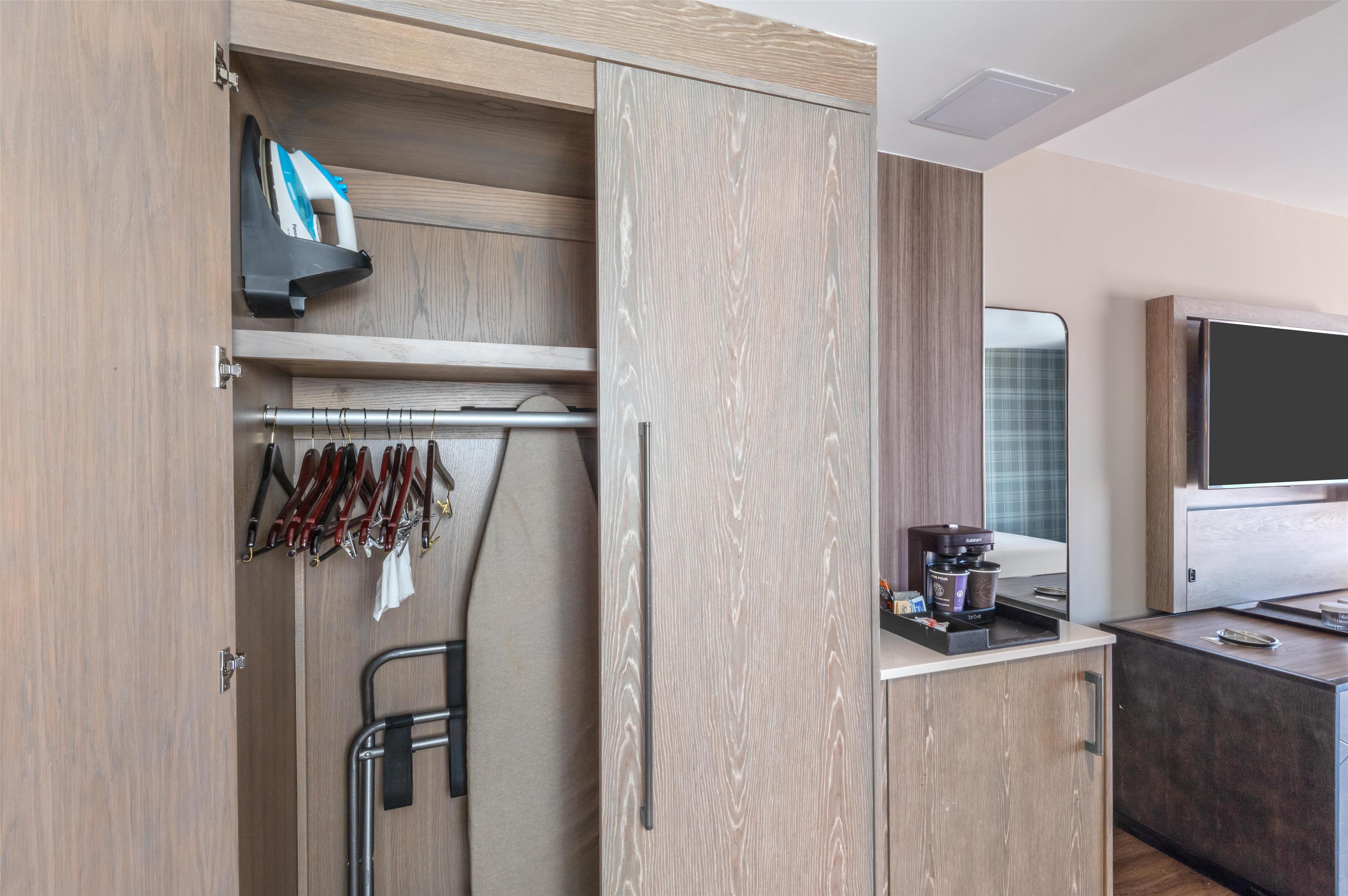 Double Accessible King Size Bed