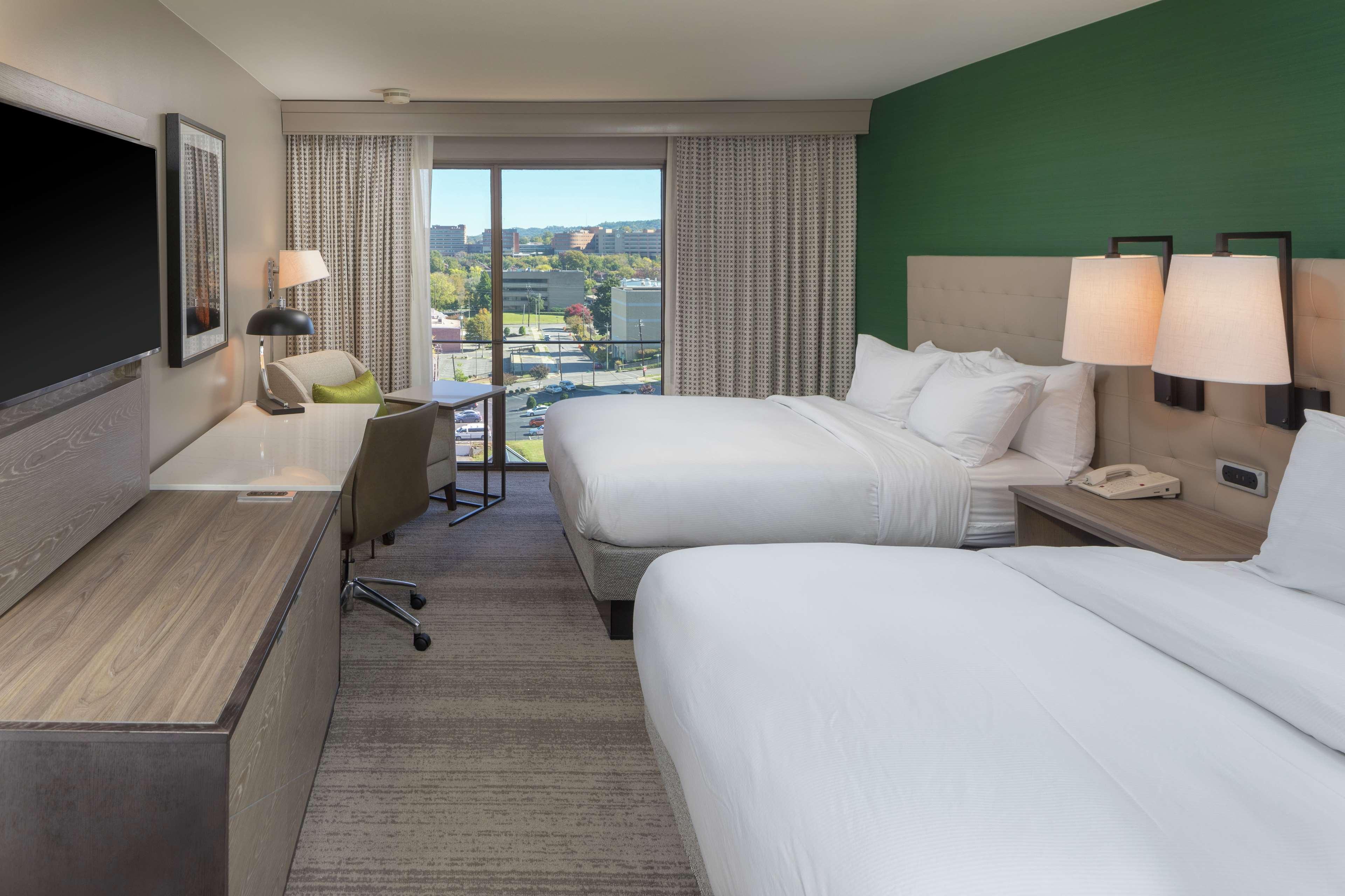 Double Accessible King Size Bed