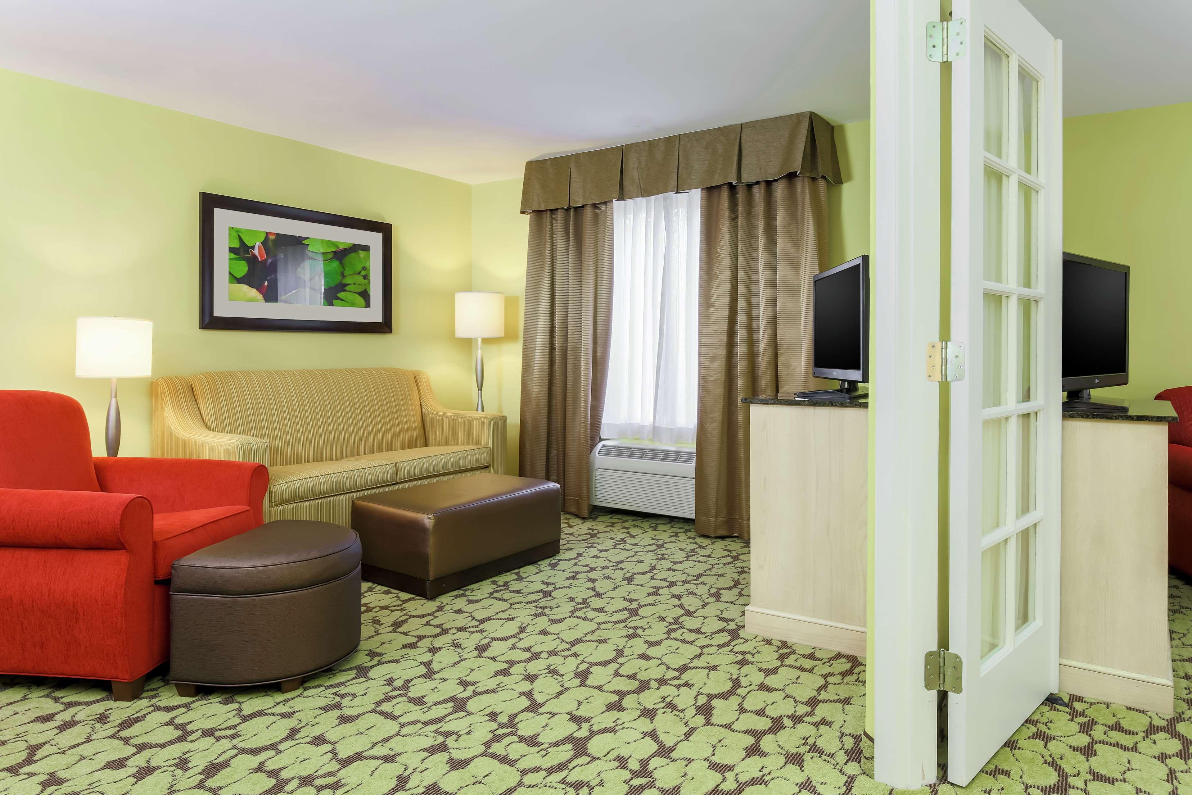 Junior Suite King Size Bed