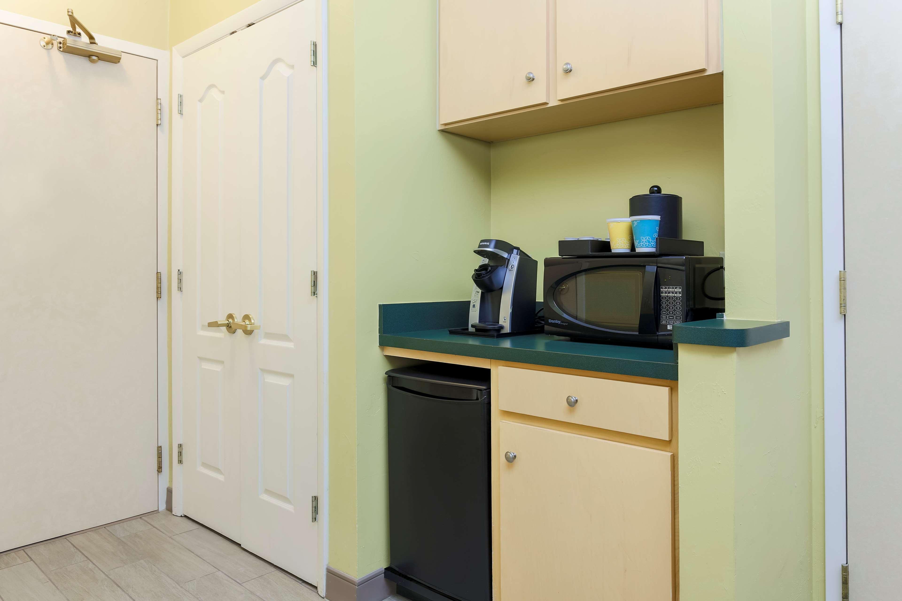 Room Premium King Bed