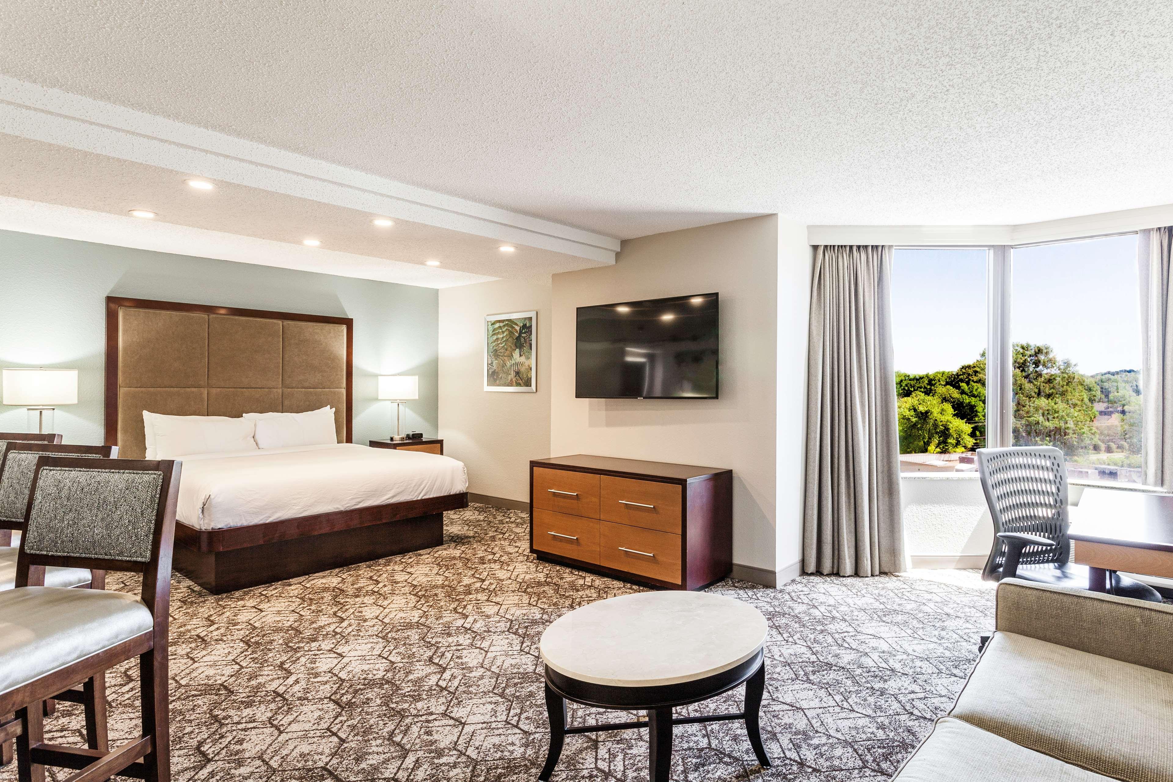 Junior Suite King Bed Non Smoking