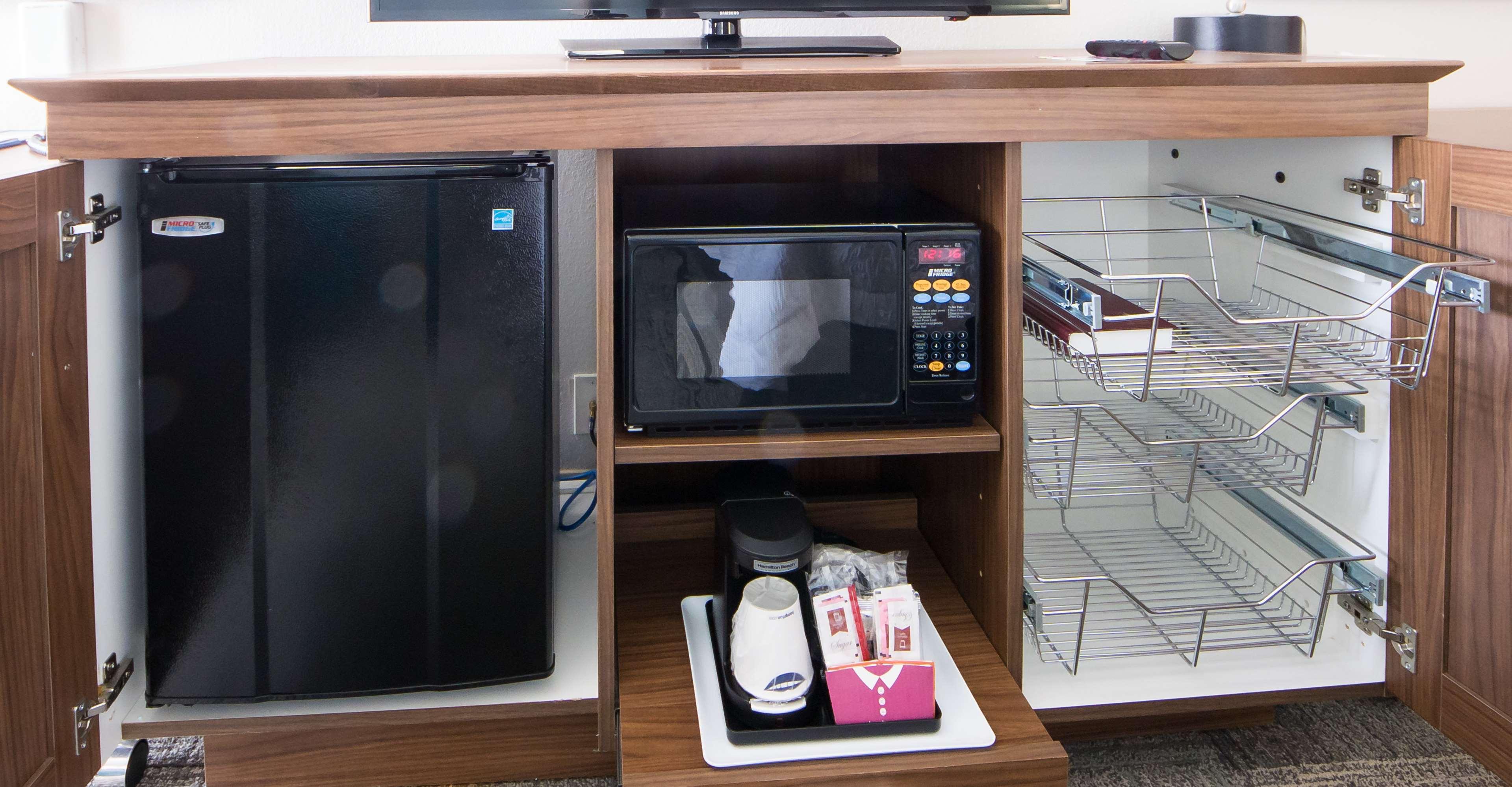 Quadruple Two Queen Beds Non Smoking