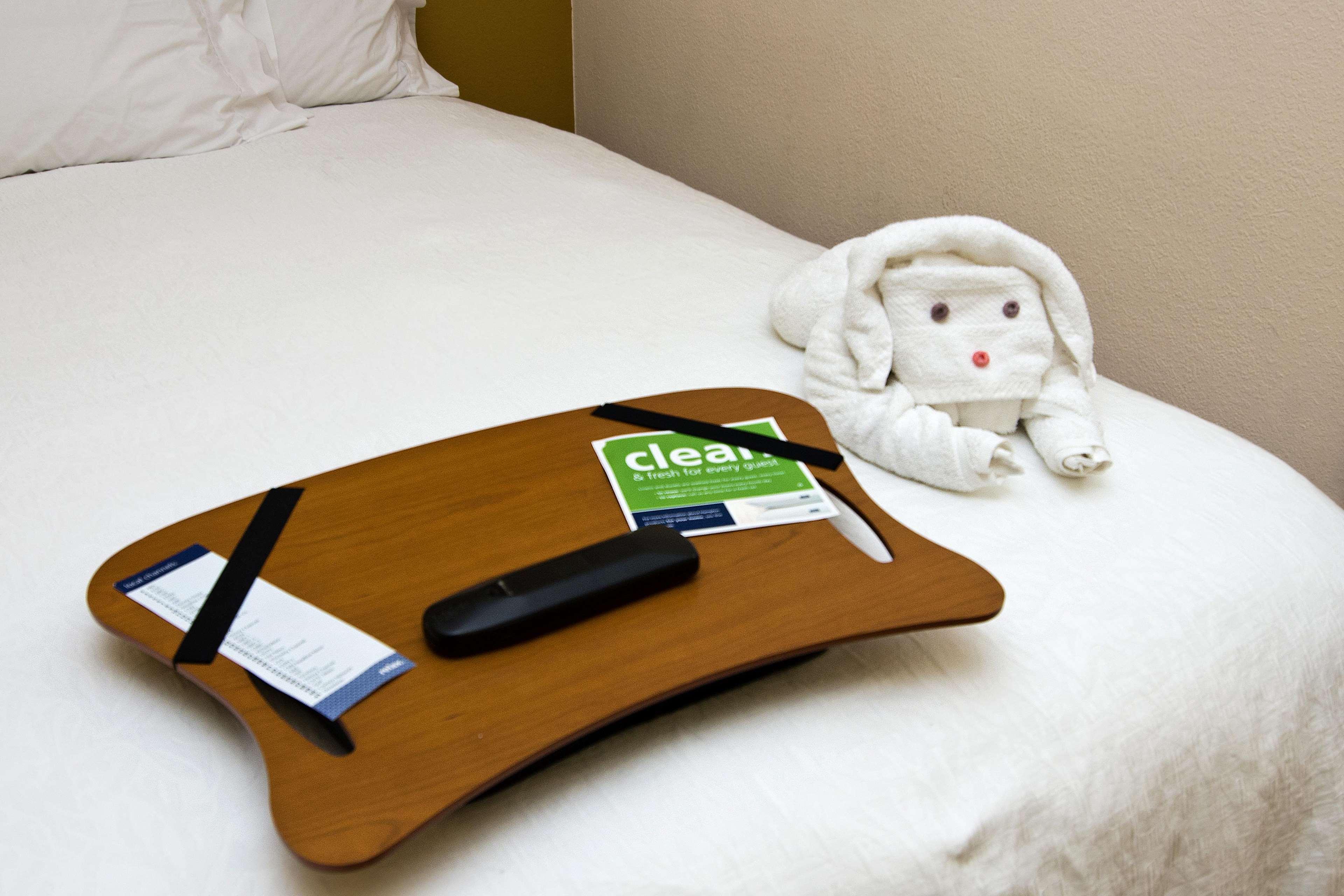 Studio King Size Bed