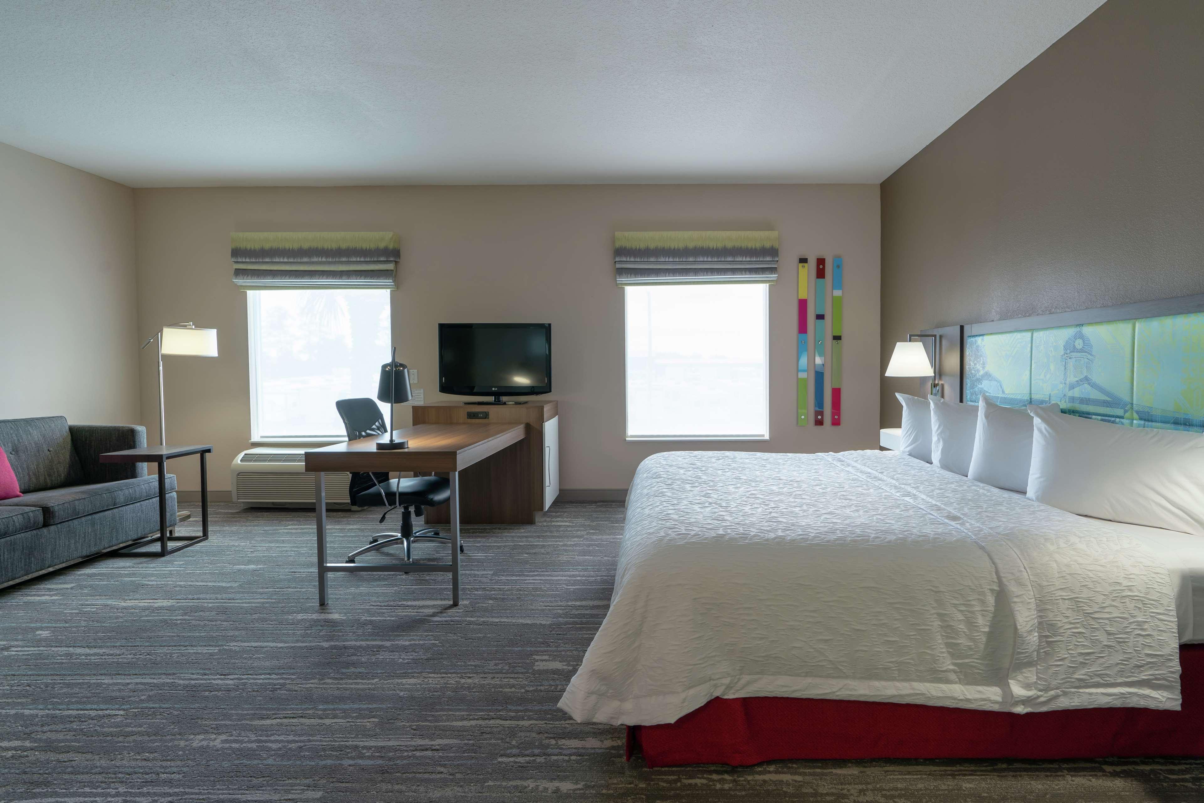 Studio King Size Bed